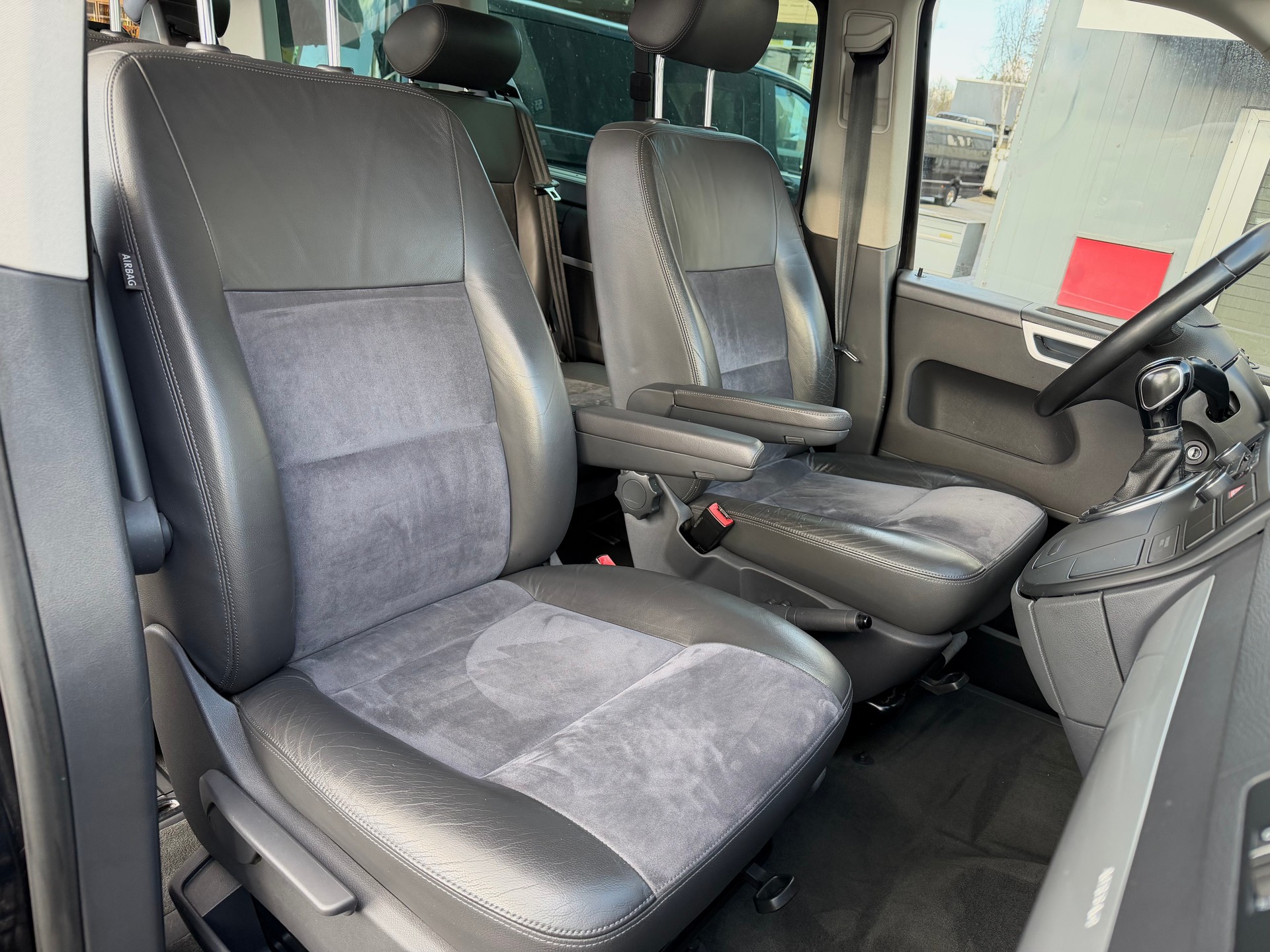 VW T5 Multivan 2.0 Bi-TDI CR Comfortline 4Motion DSG - Alcantara/Leder-Ausstattung - Frisch ab MFK und Service - Neue Reifen --image-10