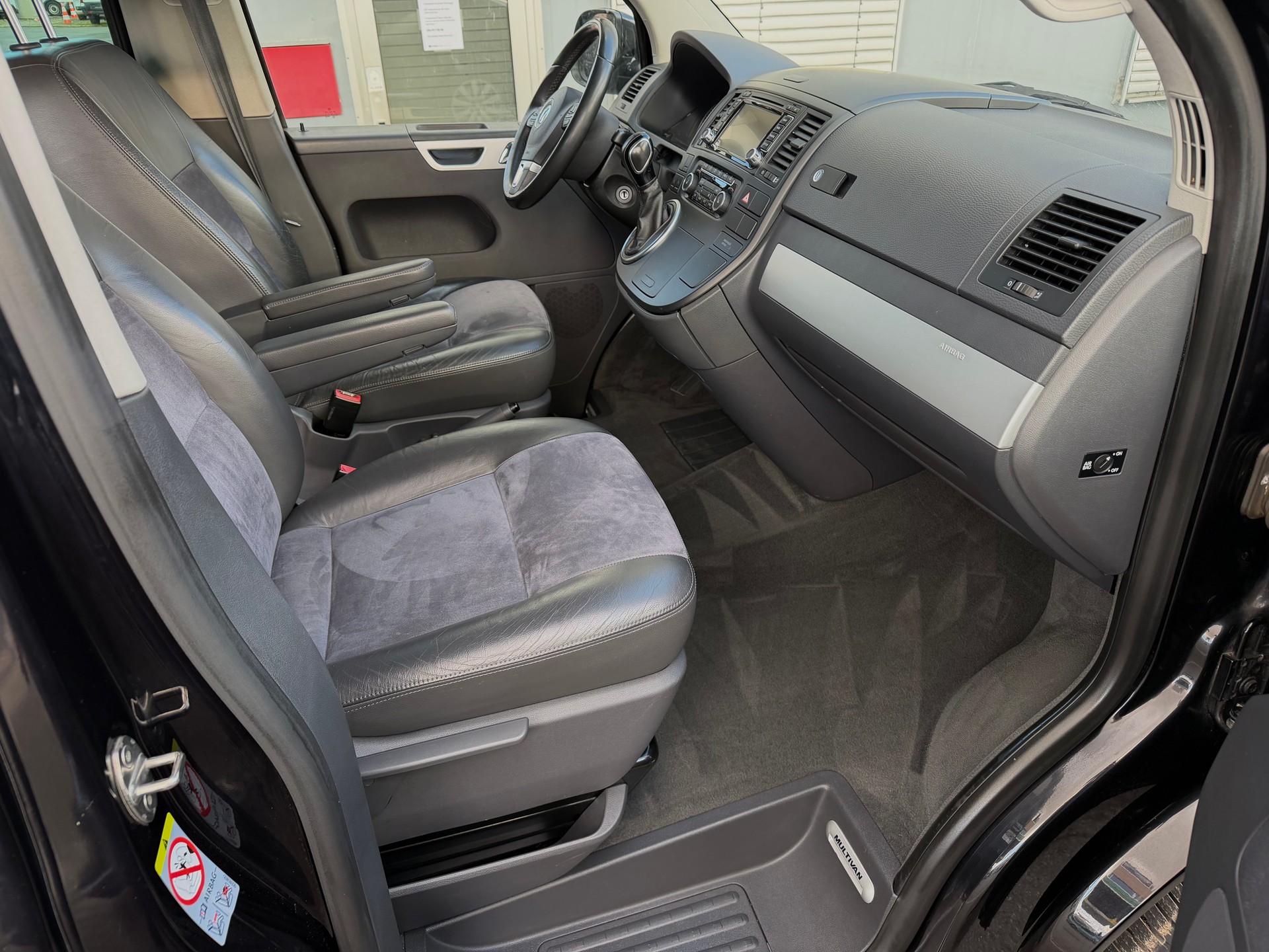 VW T5 Multivan 2.0 Bi-TDI CR Comfortline 4Motion DSG - Alcantara/Leder-Ausstattung - Frisch ab MFK und Service - Neue Reifen --image-15