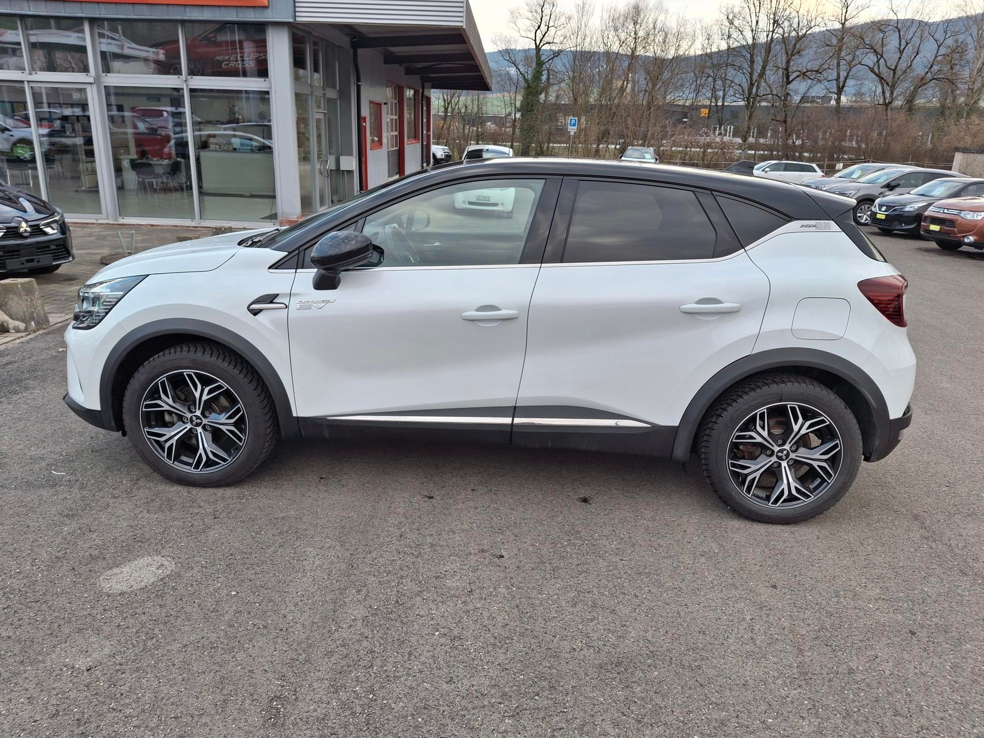 MITSUBISHI ASX 1.6 PHEV Instyle-image-5
