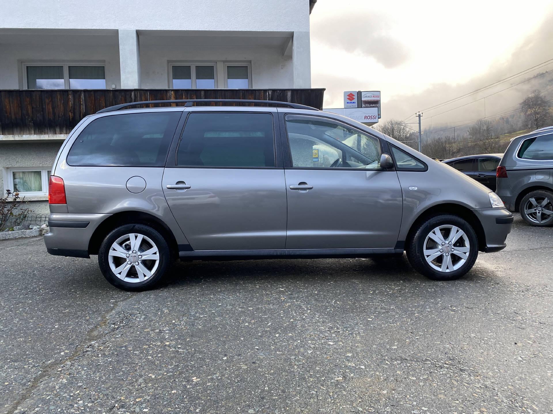 SEAT Alhambra 1.9 TDI 115 Sport 4x4-image-2