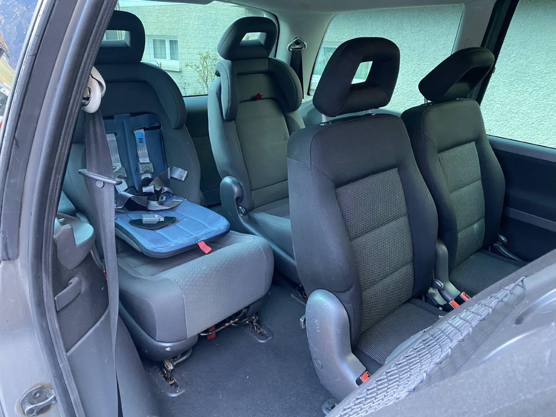 SEAT Alhambra 1.9 TDI 115 Sport 4x4-image-11