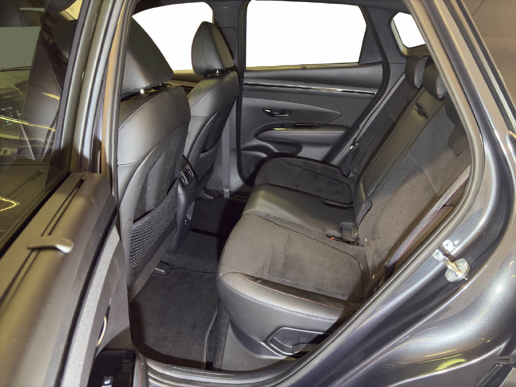 HYUNDAI Tucson 1.6 T-GDi PHEV N-Line LUX.pack 4WD-image-11