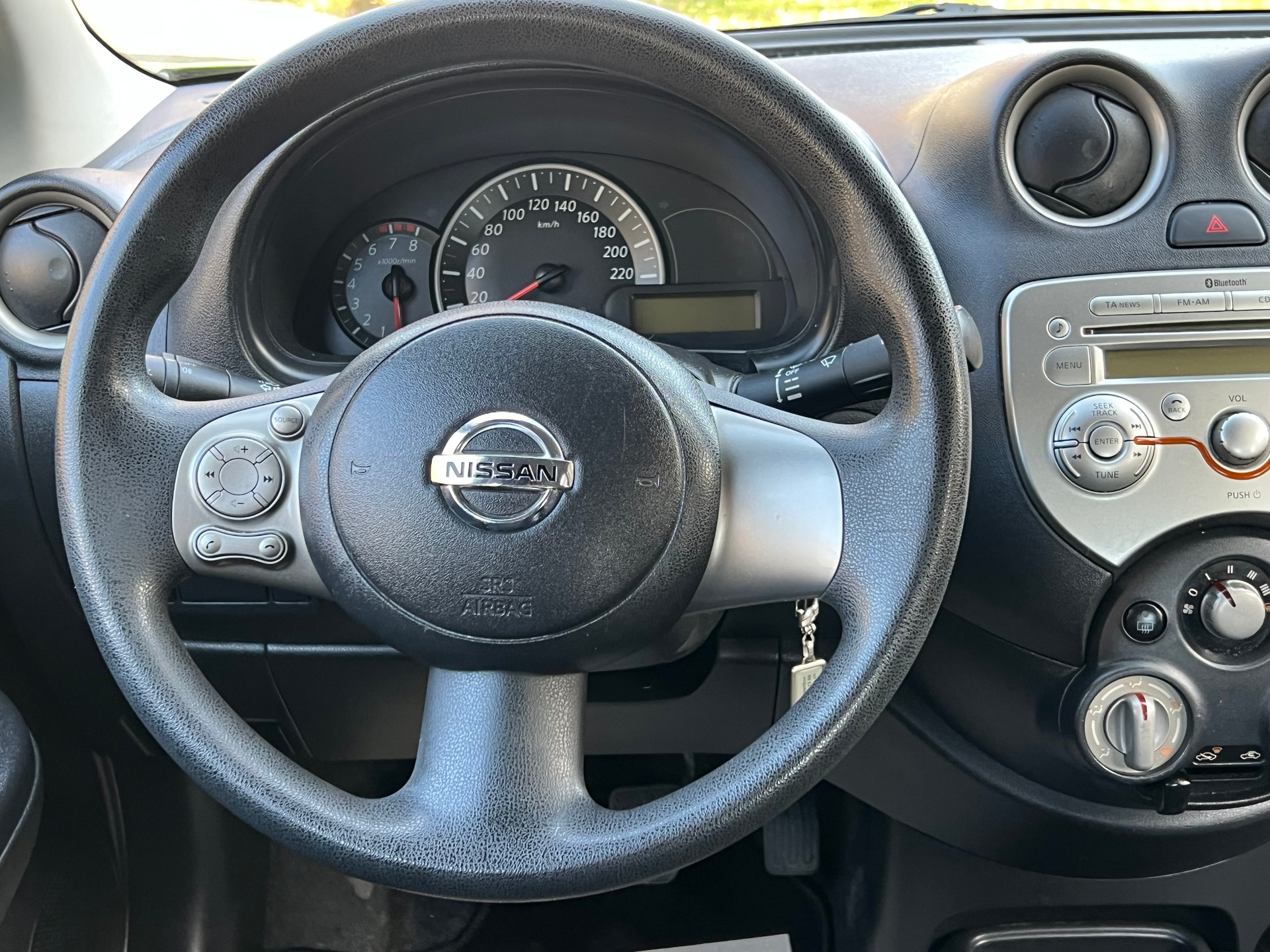 NISSAN Micra 1.2 acenta-image-12