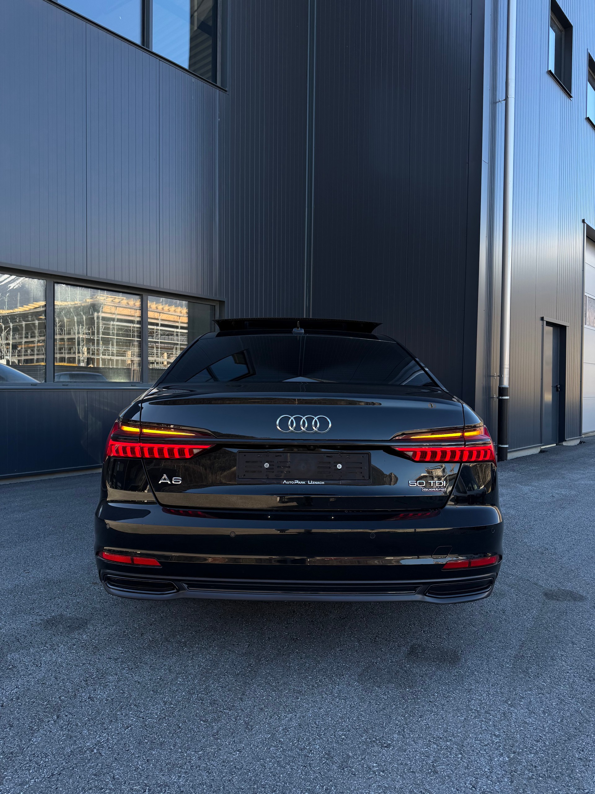 AUDI A6 Limousine 50 TDI Sport quattro tiptronic-image-3