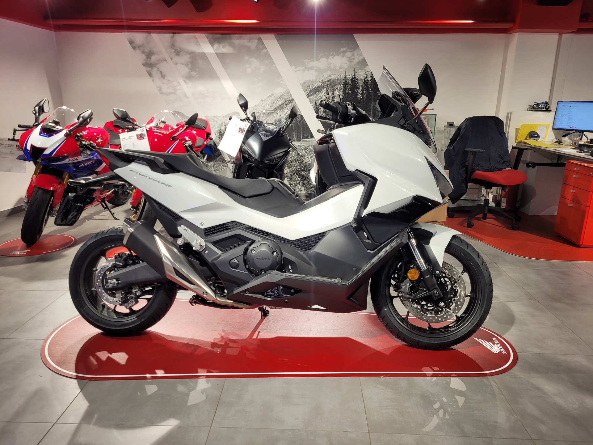 HONDA NSS 750-image-0