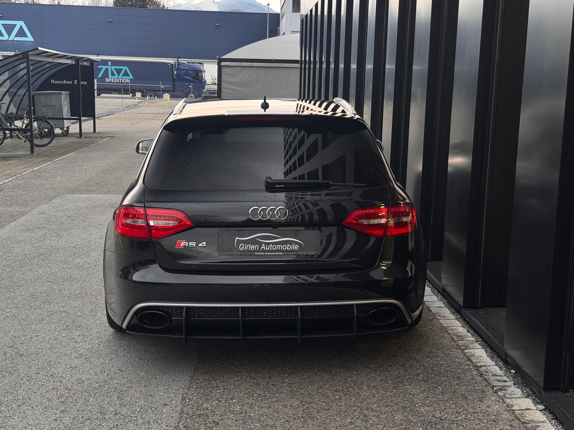 AUDI RS4 Avant 4.2 FSI V8 quattro S-tronic-image-5
