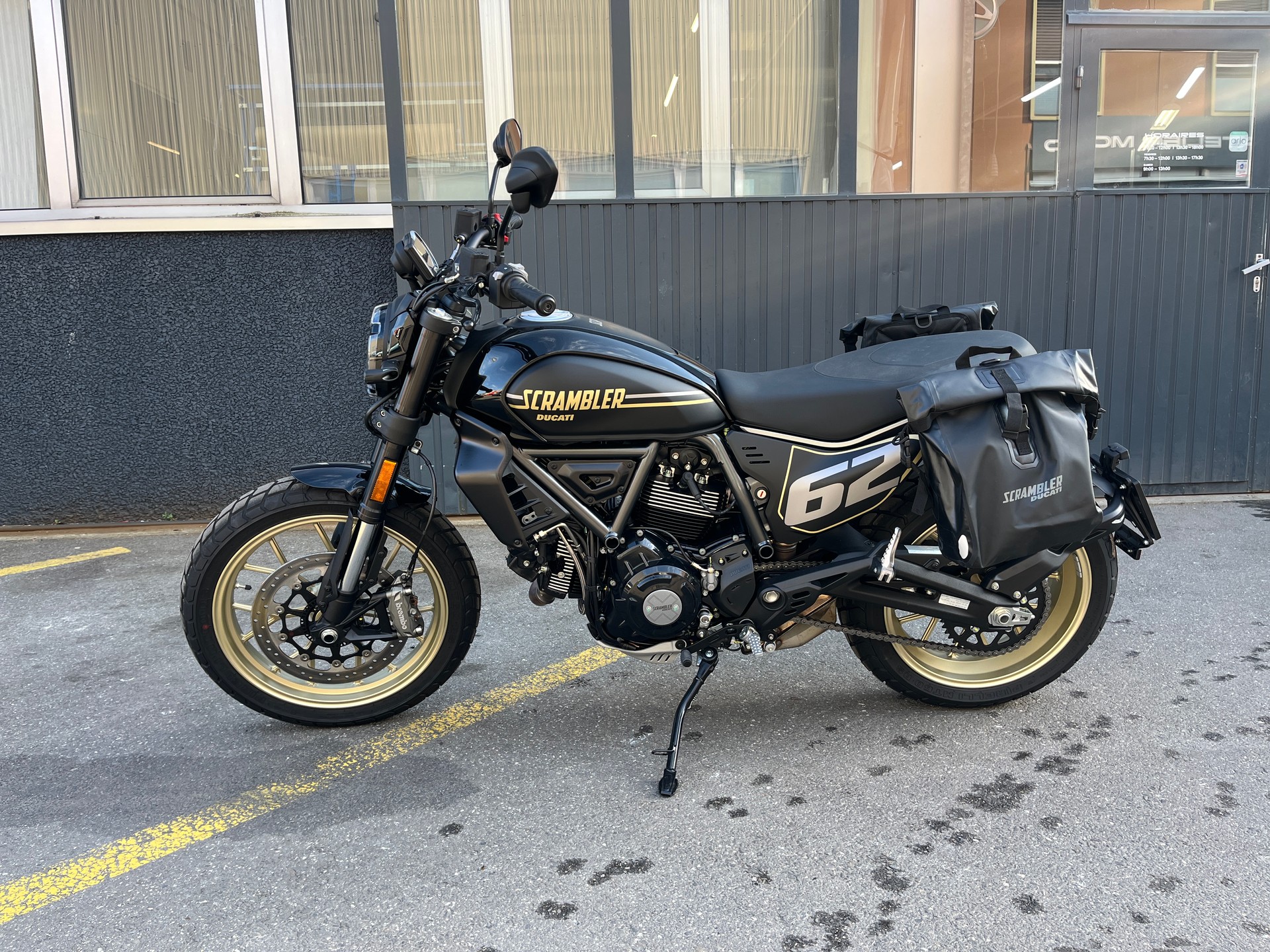 DUCATI FULL THROTTLE-image-1