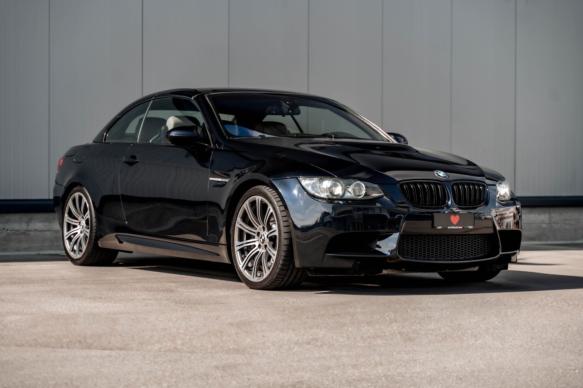 BMW M3 Cabriolet DSG * HARTGE Sportabgasanlage * traumhafte Farbkombination * ab MFK *-showroom-element-2