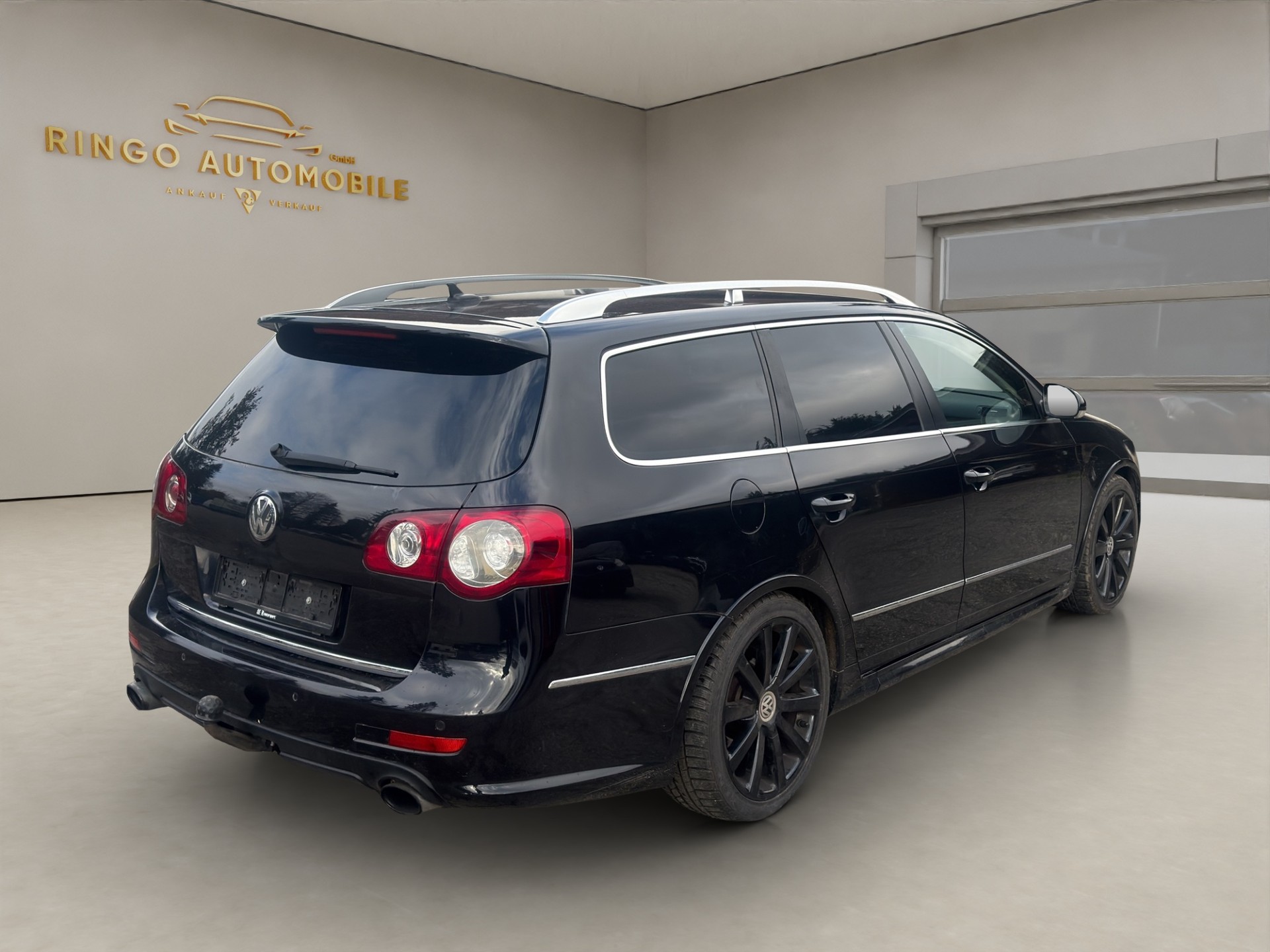 VW Passat Variant R36 4Motion-image-6
