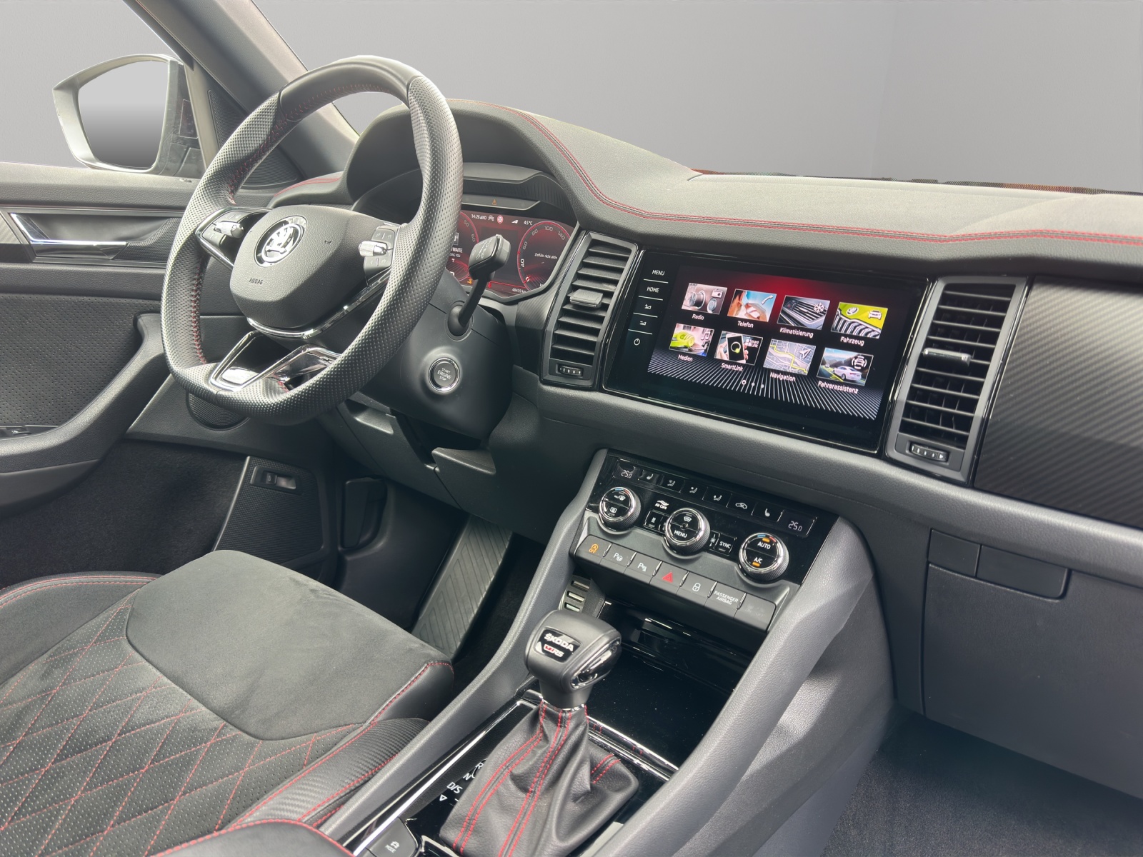 SKODA Kodiaq 2.0 TSI 4x4 RS *7 Plätzer*-image-10