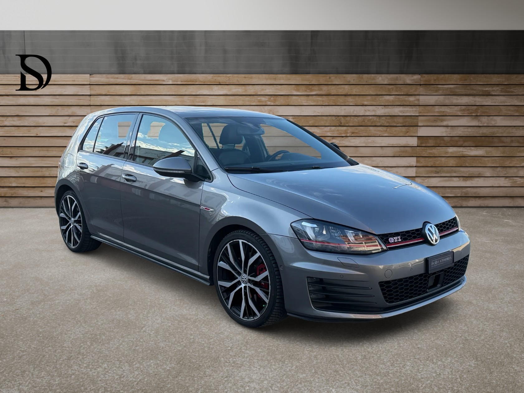 VW Golf 2.0 TSI GTI Performance DSG-showroom-element-1