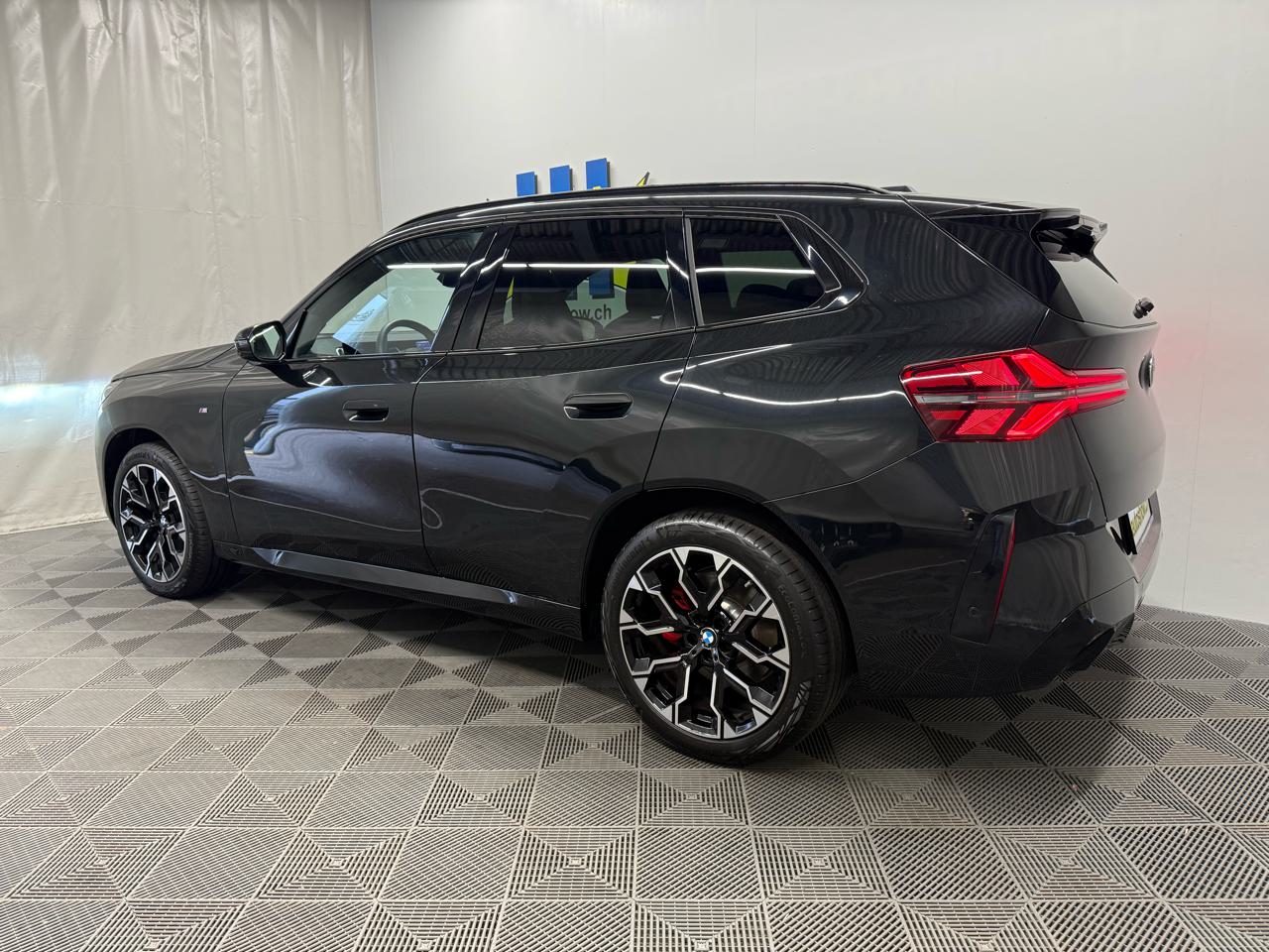 BMW X3 xDrive 48V 20d M Sport Pro-showroom-element-1