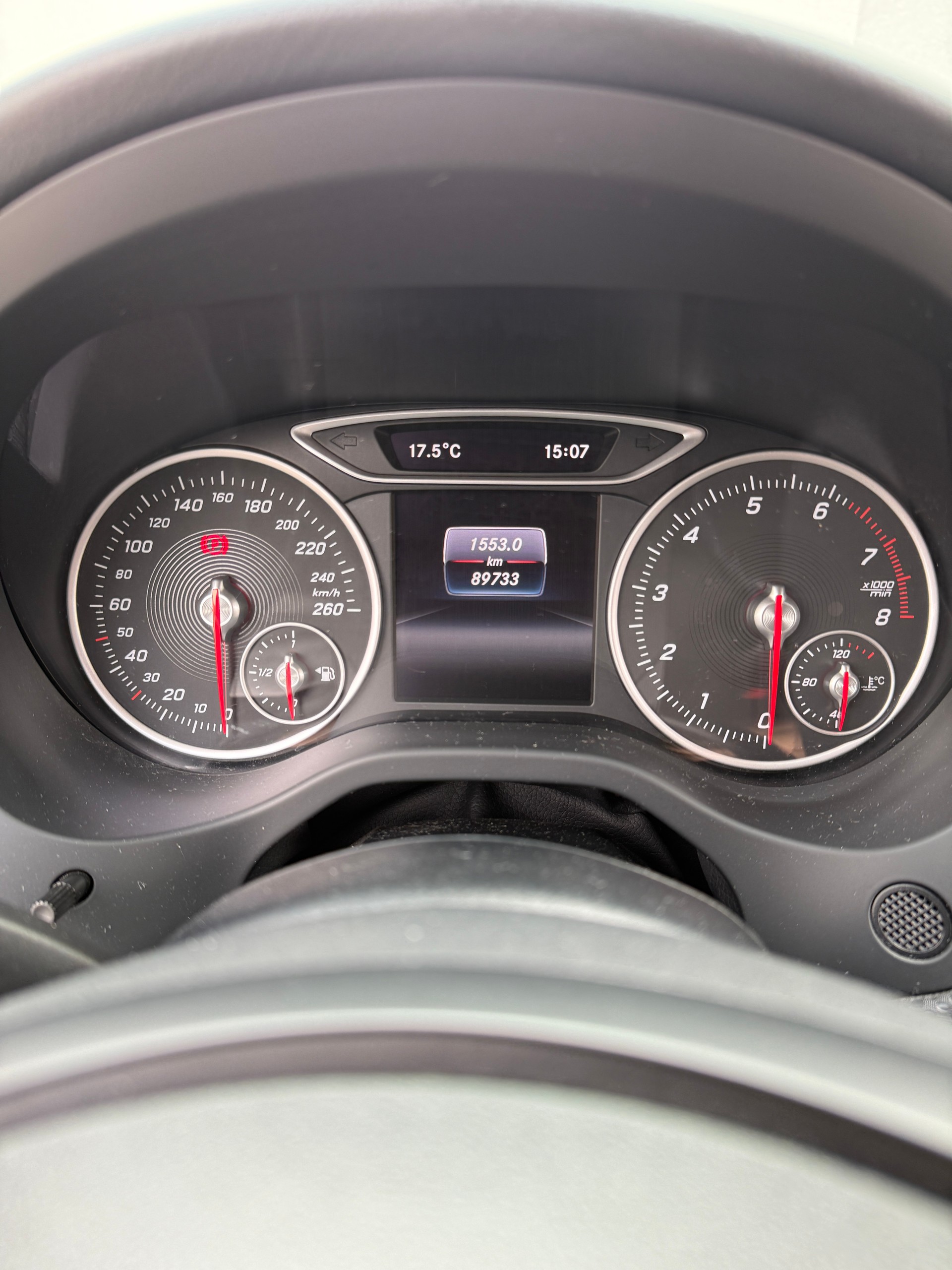 MERCEDES-BENZ A 160-image-6