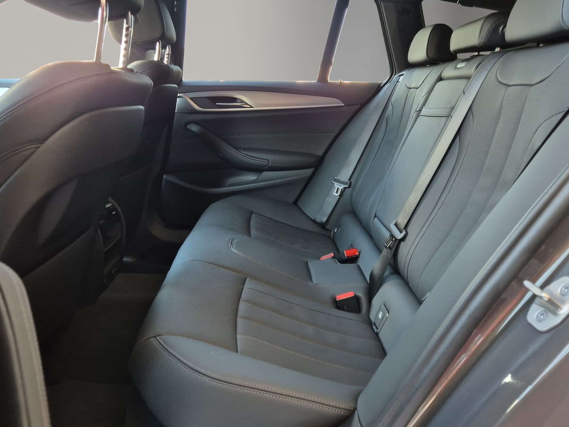BMW 530d xDrive 48V Touring Steptronic LEASING à partir de CHF 560.-/mois-image-12