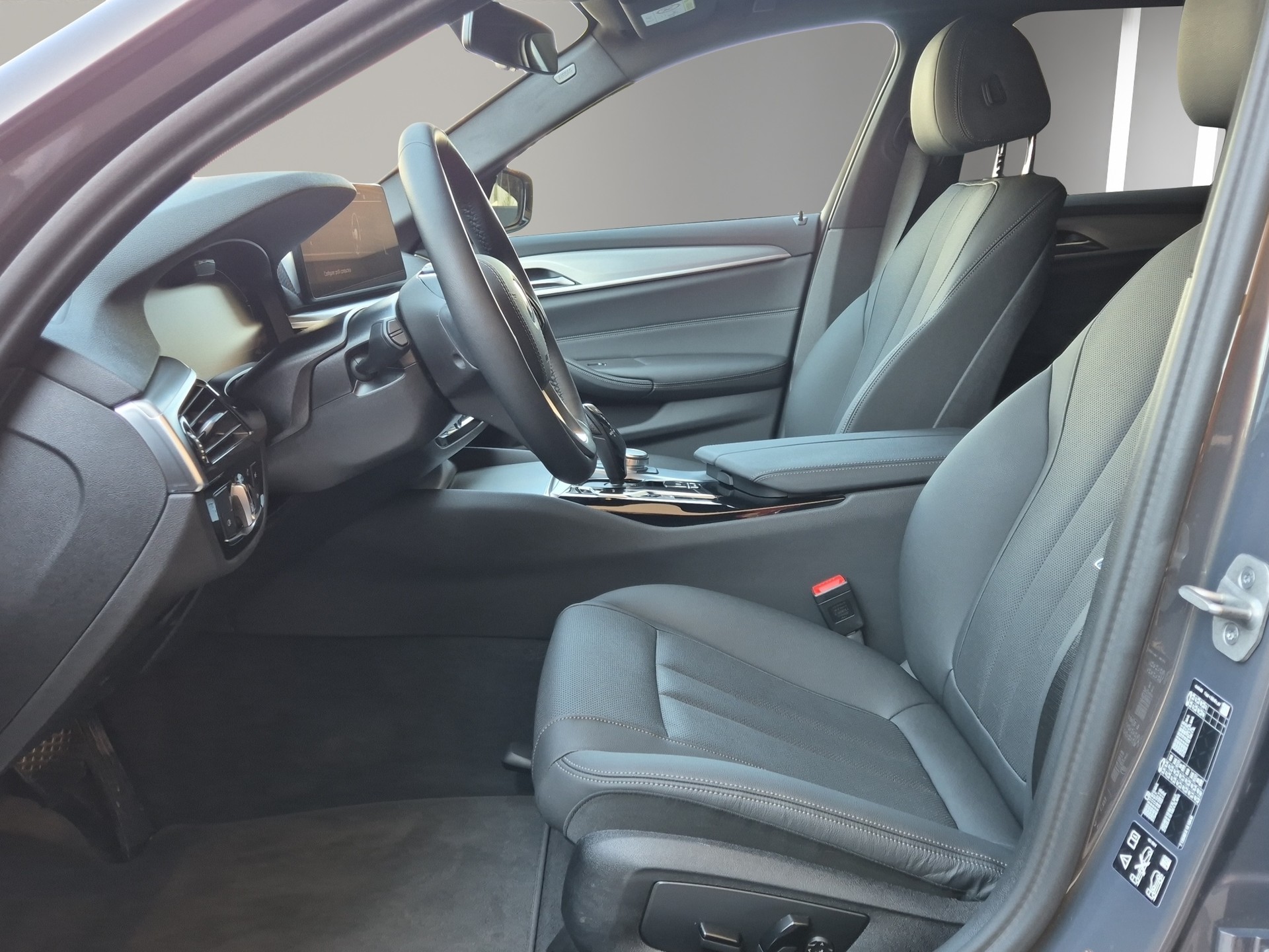 BMW 530d xDrive 48V Touring Steptronic LEASING à partir de CHF 560.-/mois-image-7