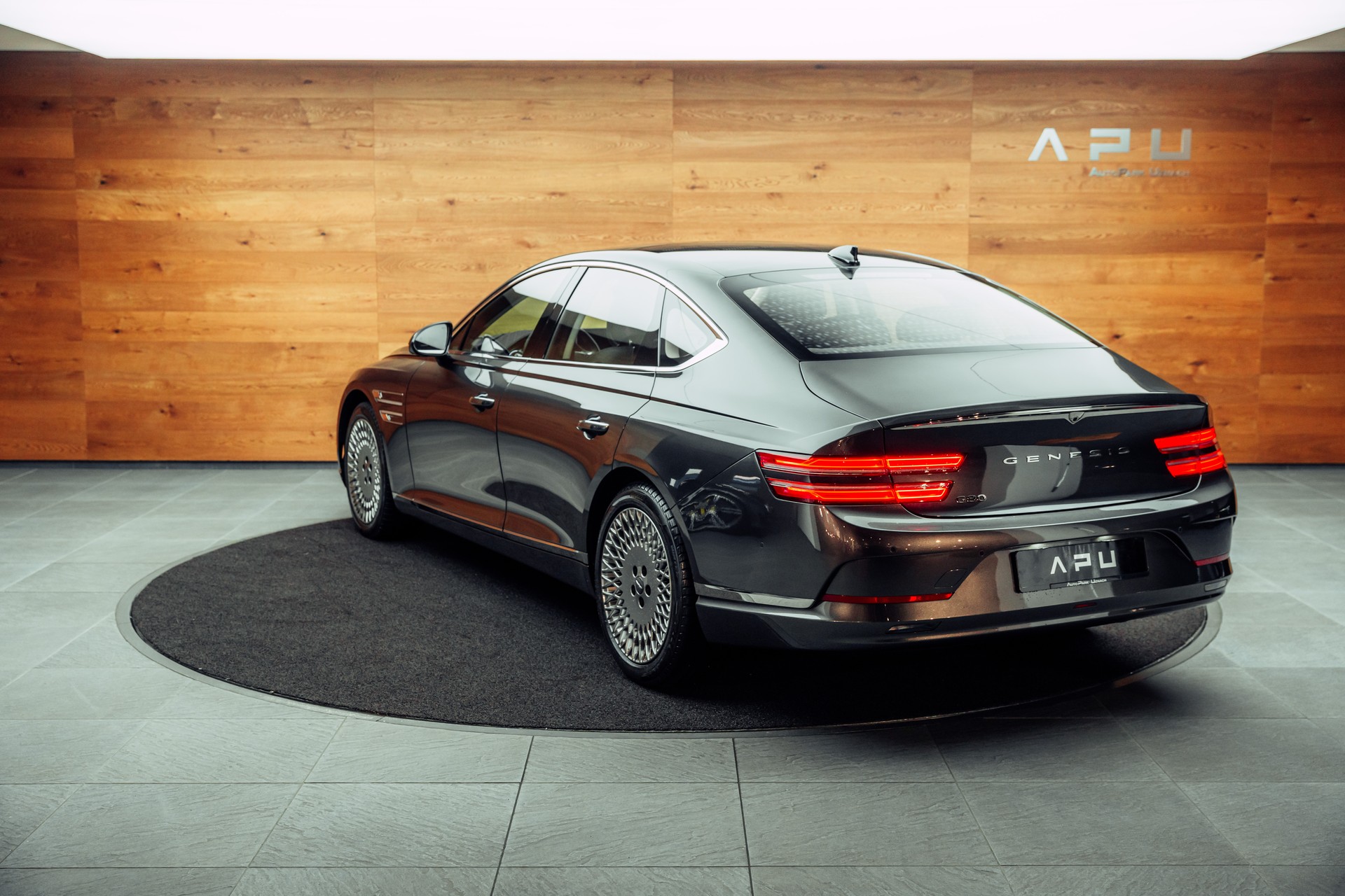 GENESIS G80 Electrificed Luxury 87,2kWh AWD-showroom-element-2