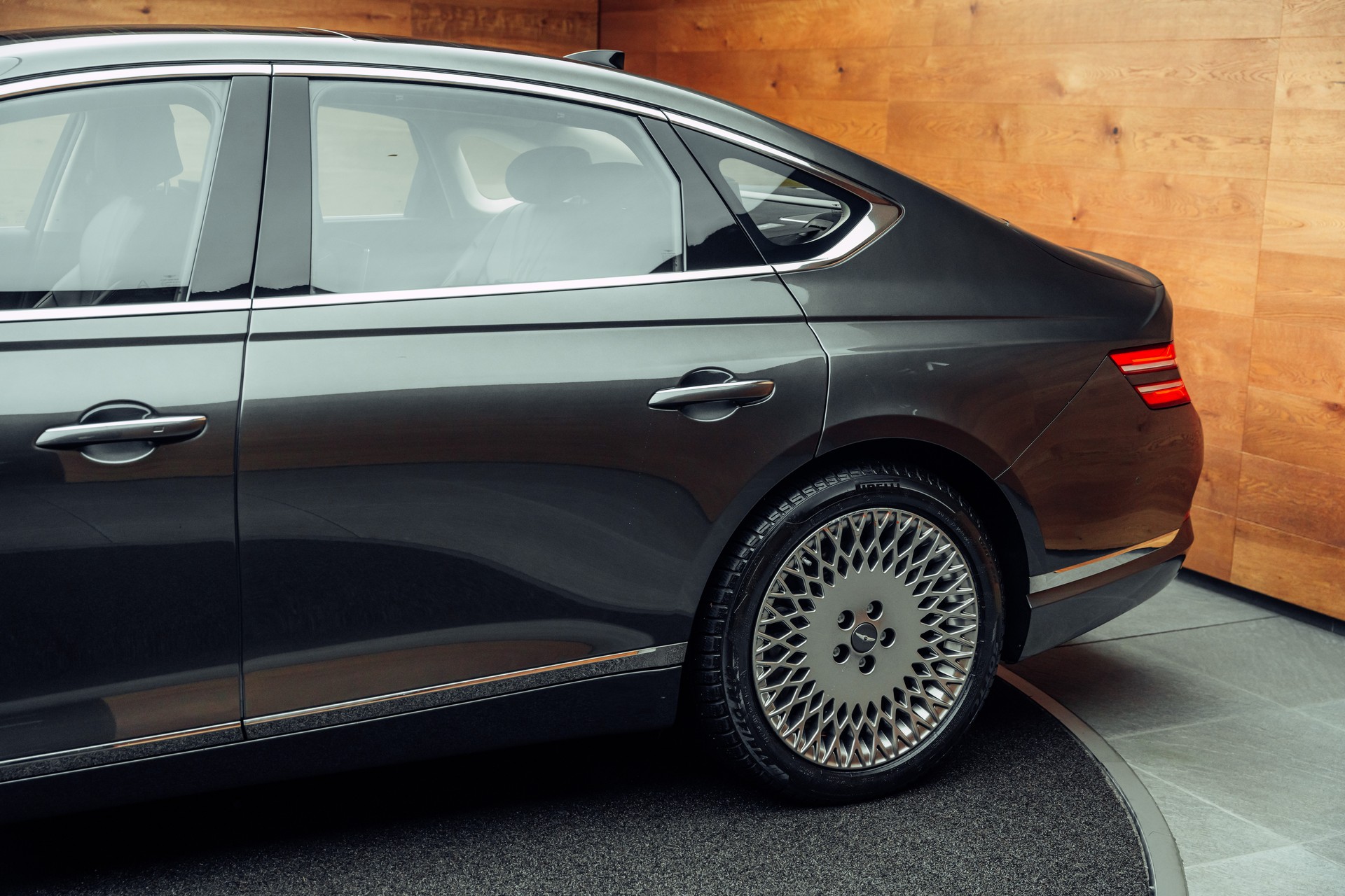 GENESIS G80 Electrificed Luxury 87,2kWh AWD-image-18