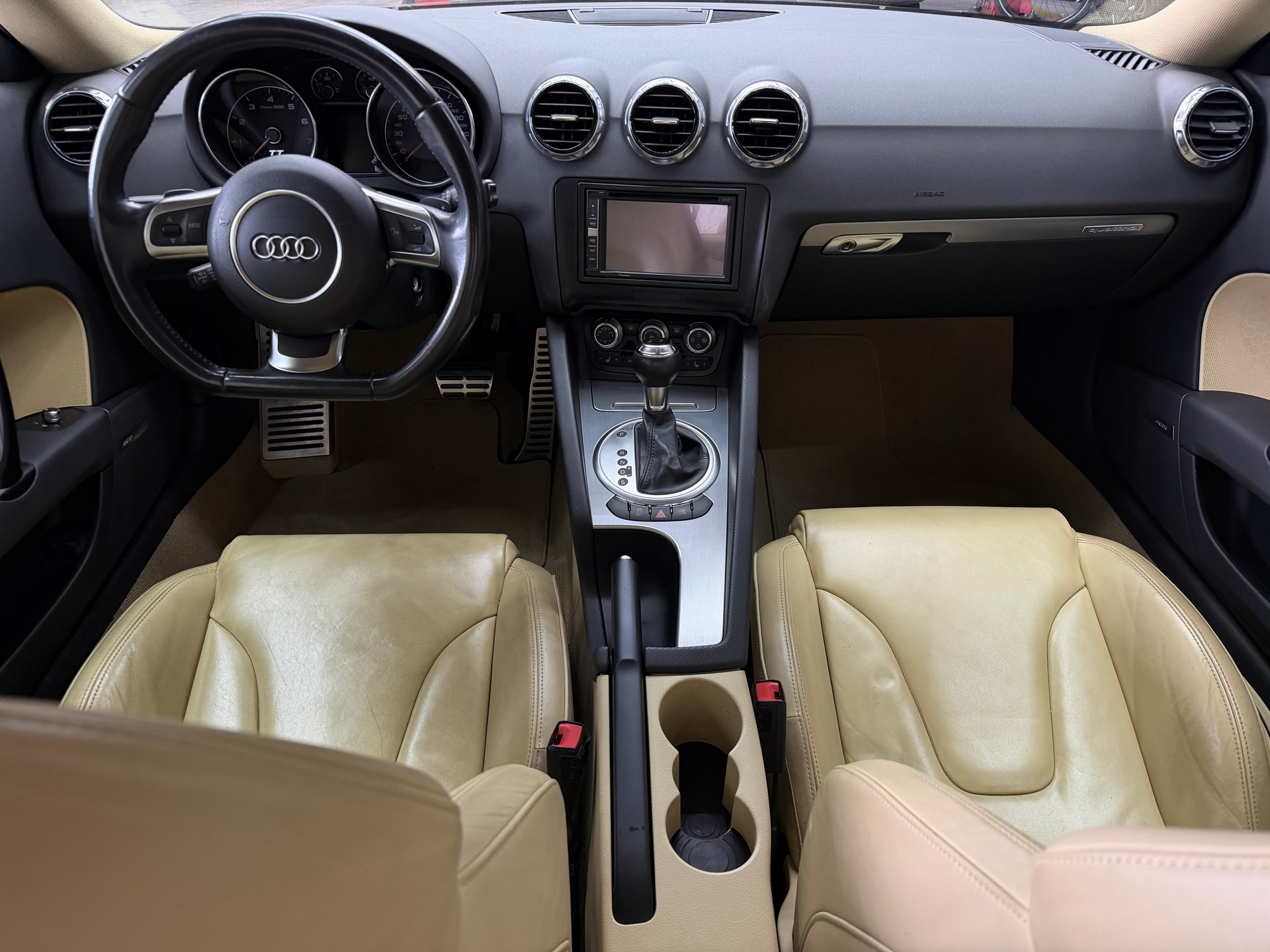 AUDI TT Coupé 2.0 TFSI quattro S-tronic-image-3