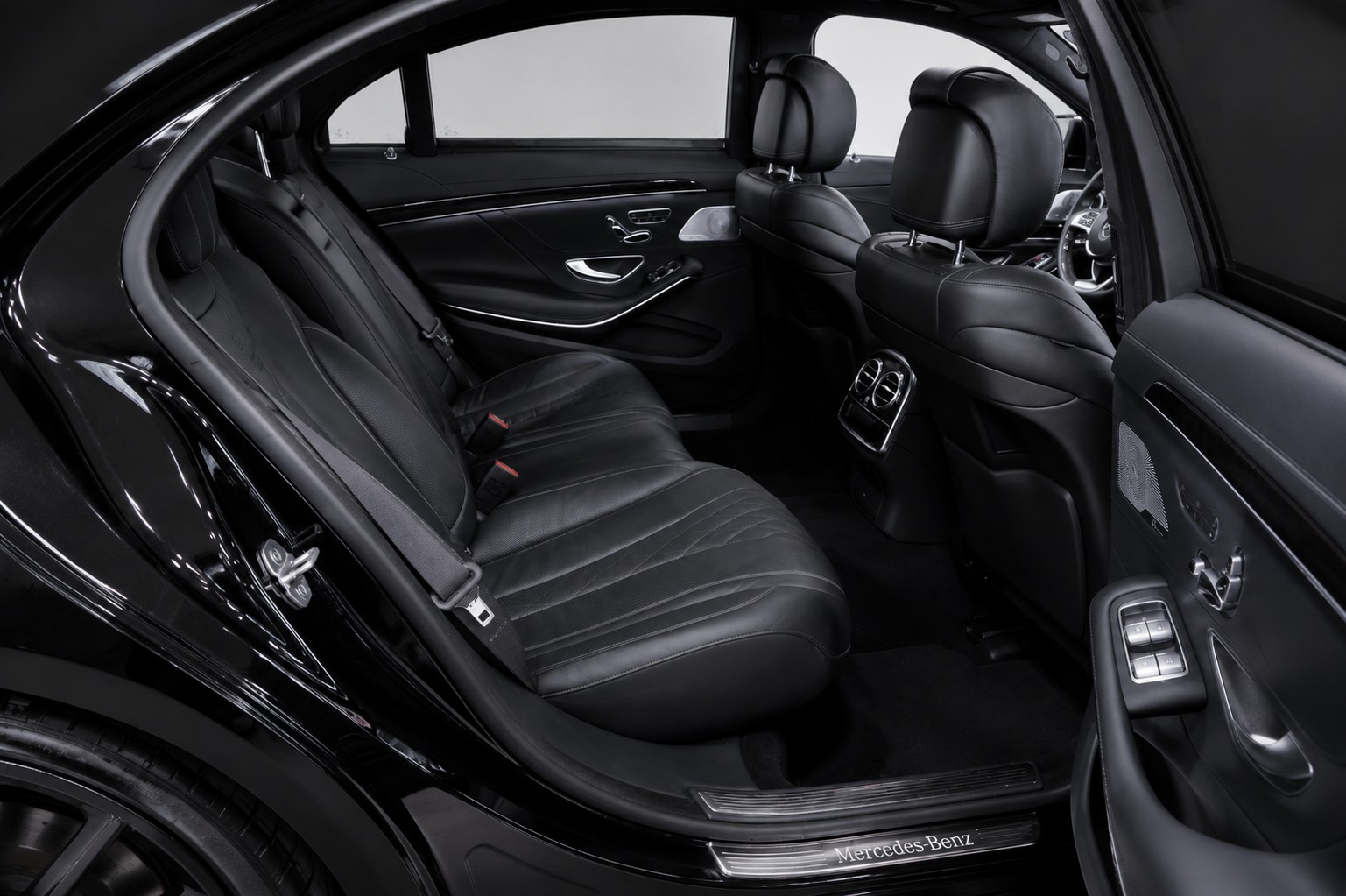 MERCEDES-BENZ S 500 V8 4matic lang S63-UMBAU-image-10