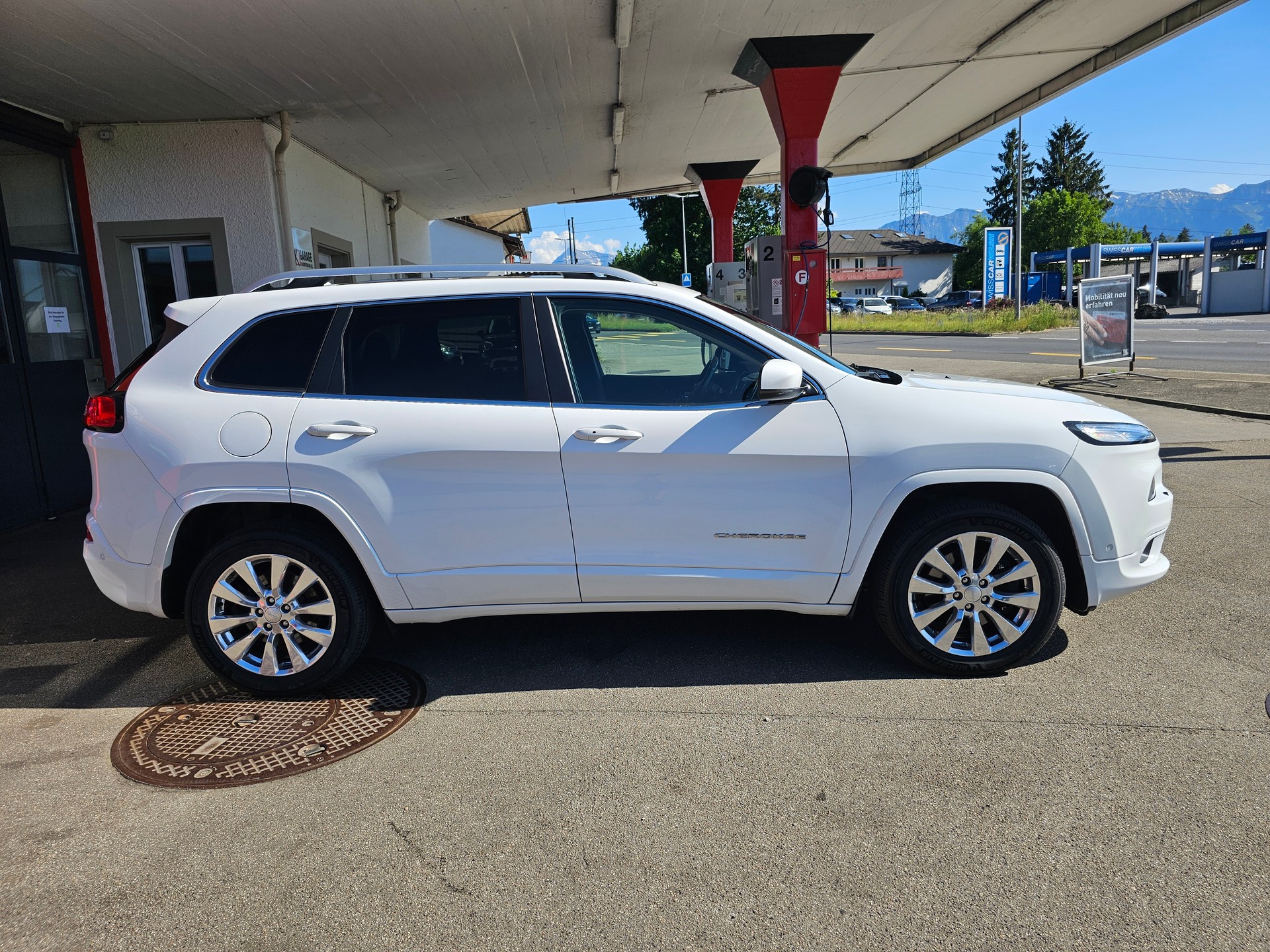 JEEP Cherokee 2.2TD Overland AWD 9ATX-image-4