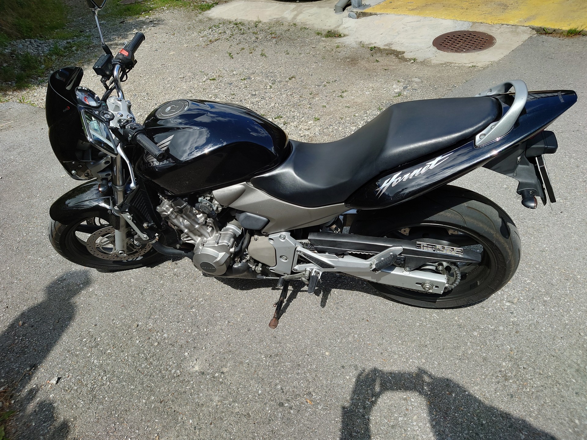 HONDA CB 600 F Hornet-image-2