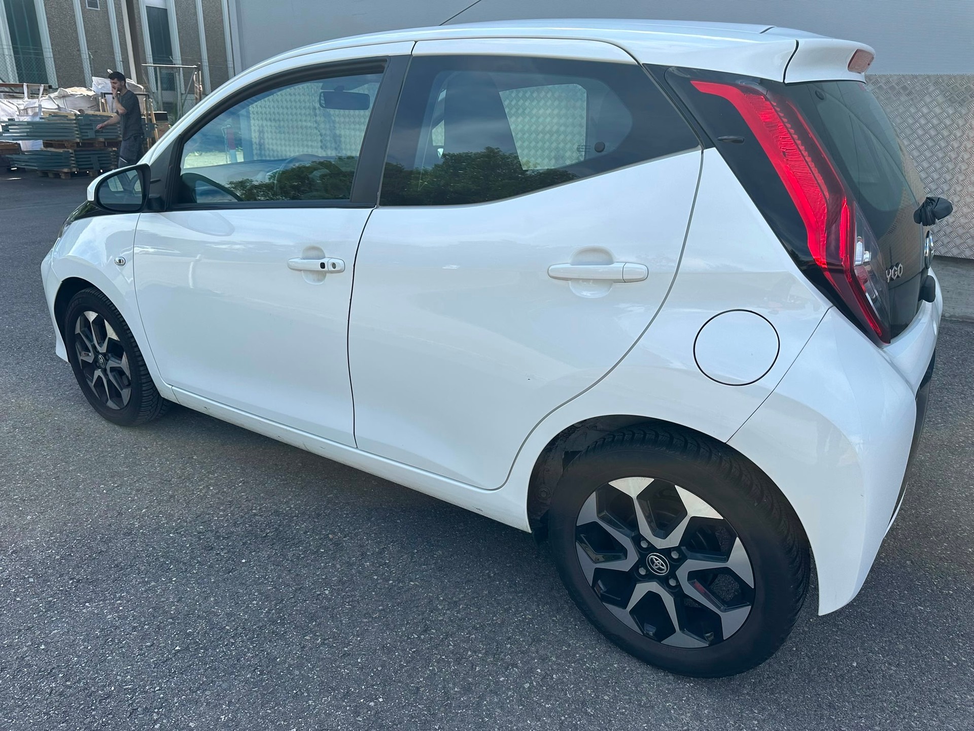 TOYOTA Aygo 1.0 VVT-i Trend-image-2