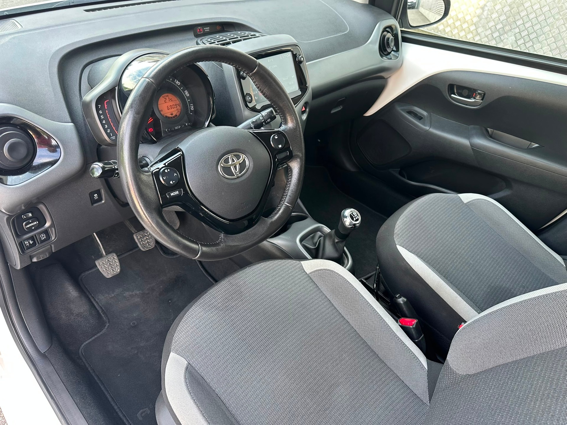 TOYOTA Aygo 1.0 VVT-i Trend-image-6