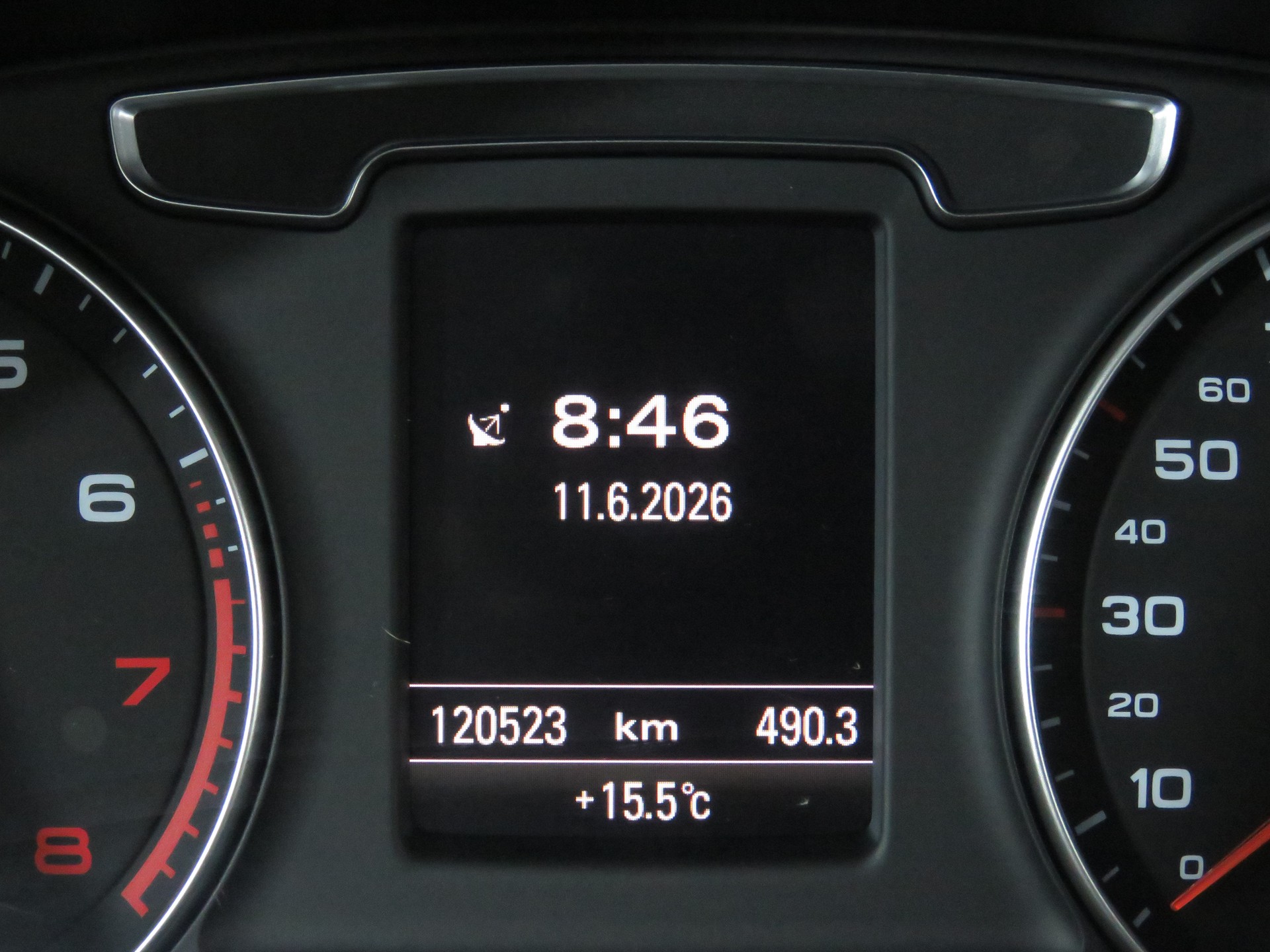 AUDI Q3 2.0 TFSI Sport Quattro S-tronic (Automat)-image-15