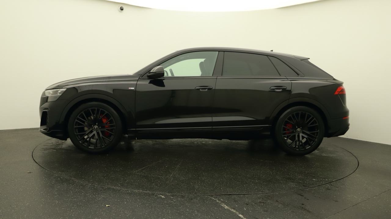 AUDI Q8 SUV TDI quattro 210 kW S line-showroom-element-1