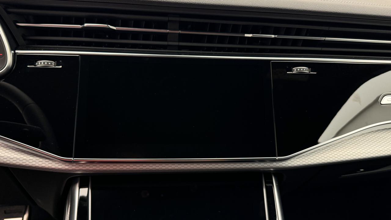AUDI Q8 SUV TDI quattro 210 kW S line-image-7