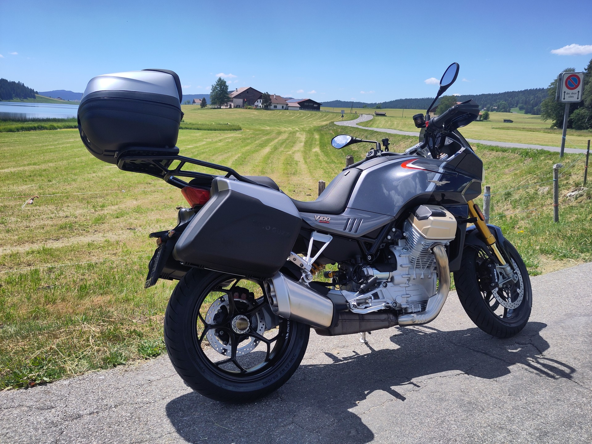 MOTO GUZZI V100 Mandello S-image-5