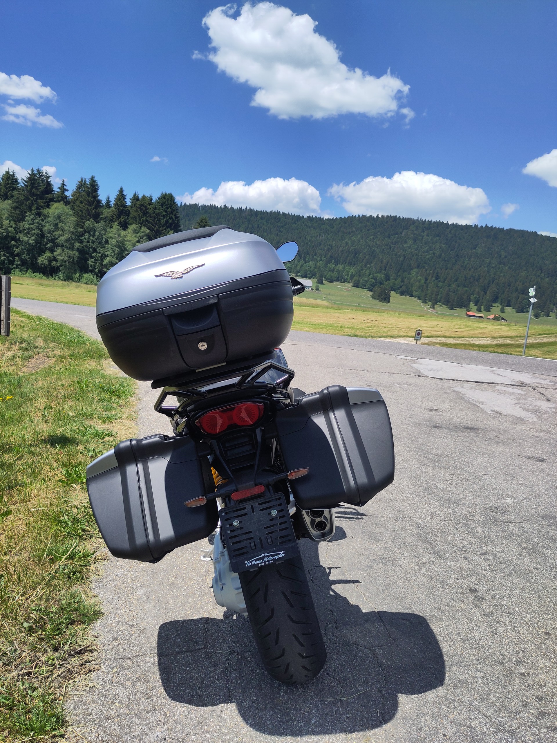 MOTO GUZZI V100 Mandello S-image-3