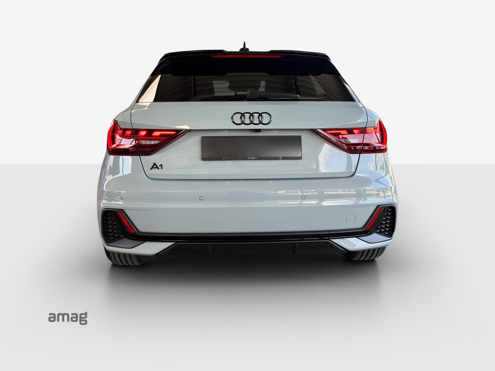 AUDI A1 Sportback 35 TFSI S Line S-tronic-showroom-element-3