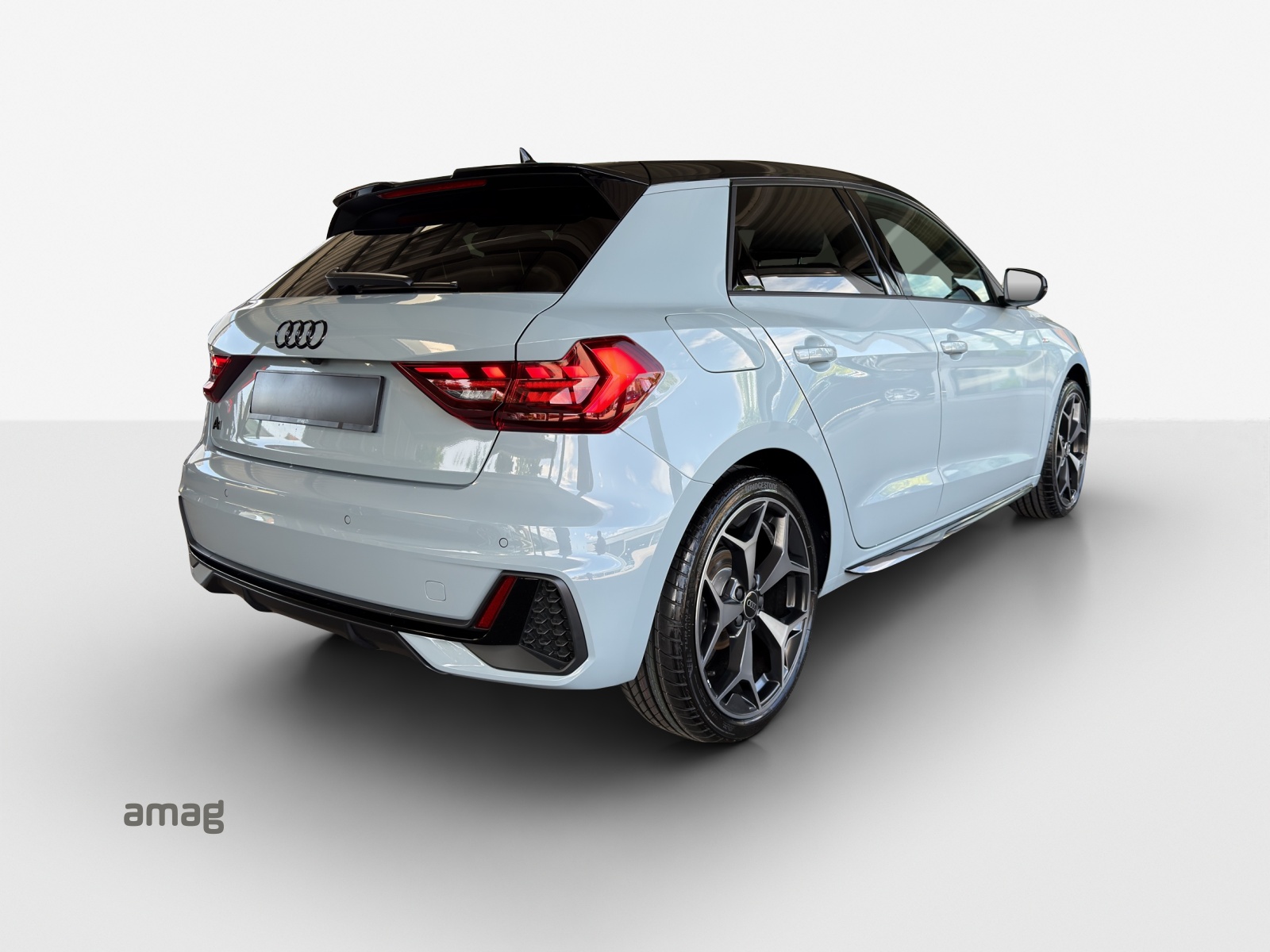 AUDI A1 Sportback 35 TFSI S Line S-tronic-image-4
