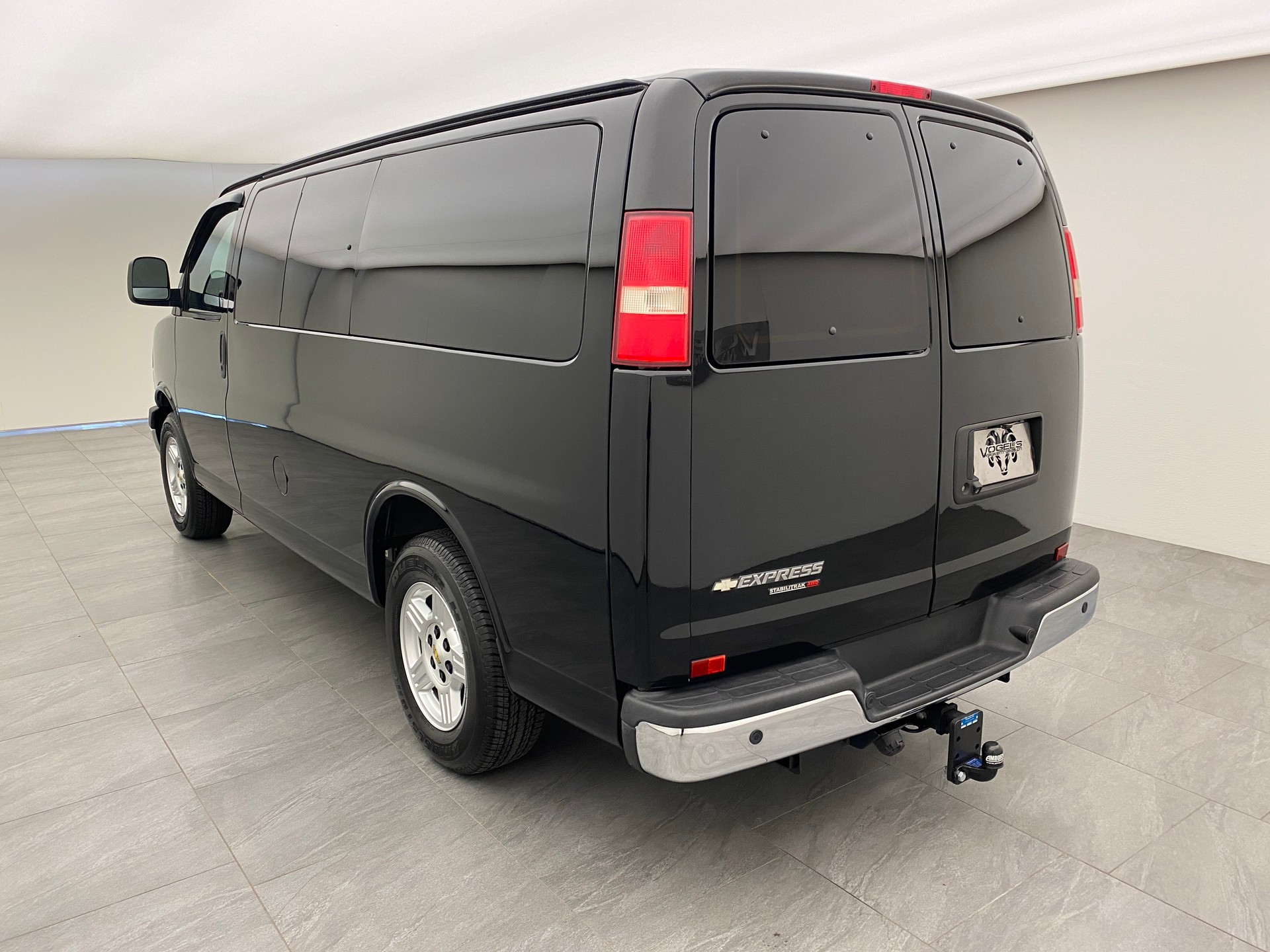 CHEVROLET Express 5.3 AWD-image-5