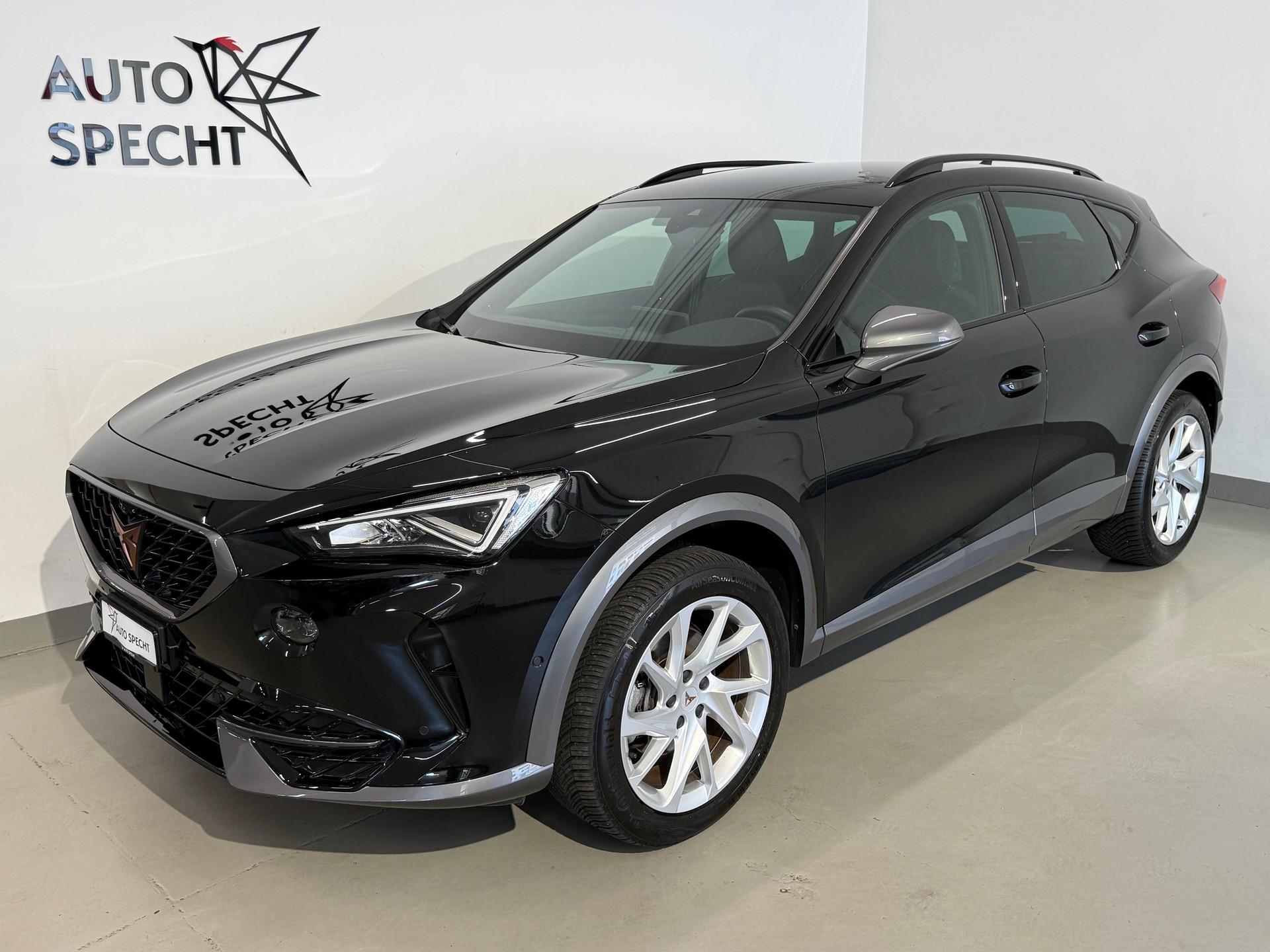 CUPRA Formentor 1.5 TSI Inicio DSG-showroom-element-1