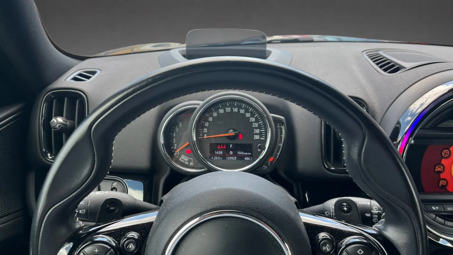 MINI Countryman Cooper S ALL4 Steptronic-image-11