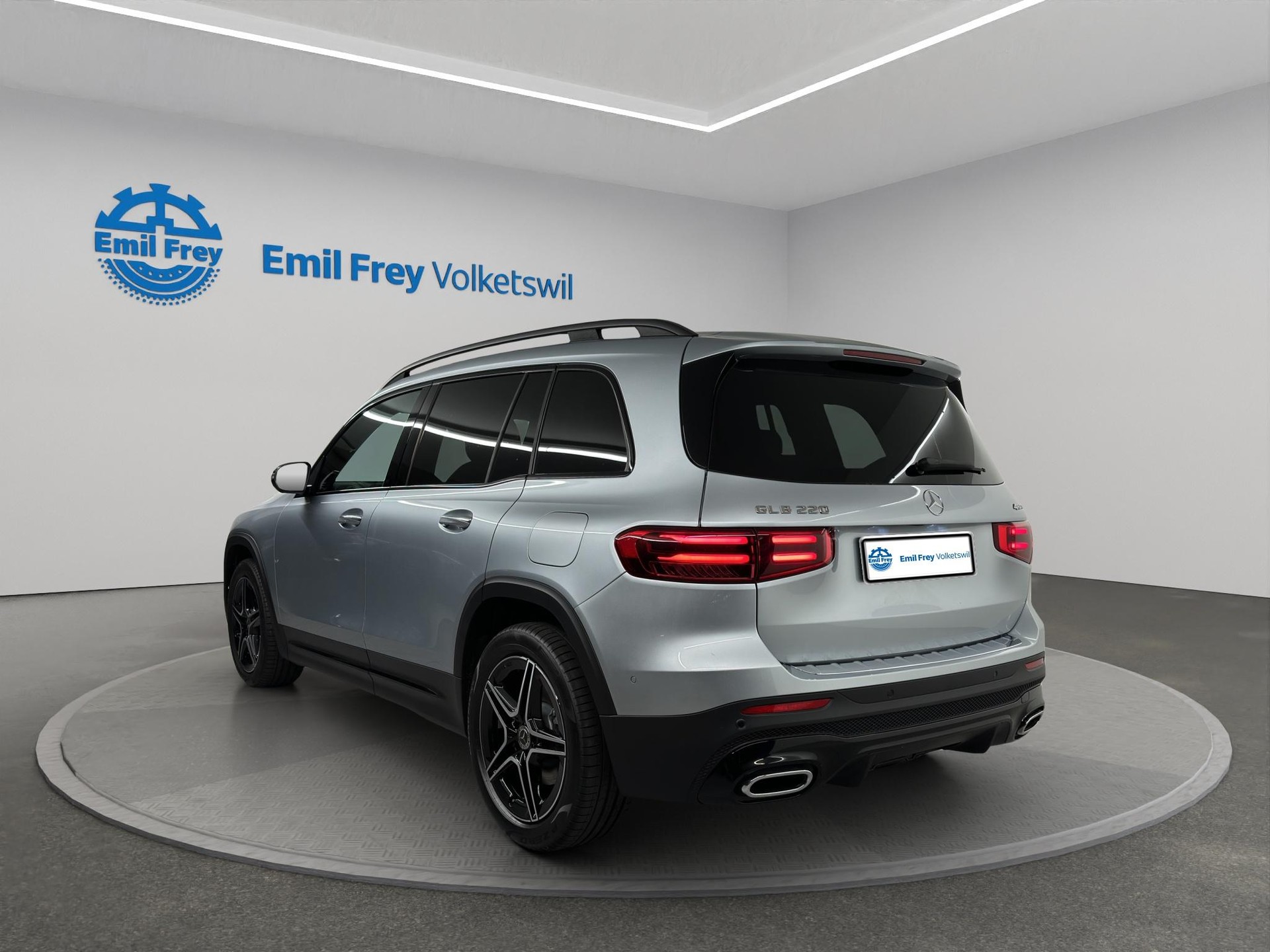 MERCEDES-BENZ GLB 220 AMG Line 4matic-showroom-element-2