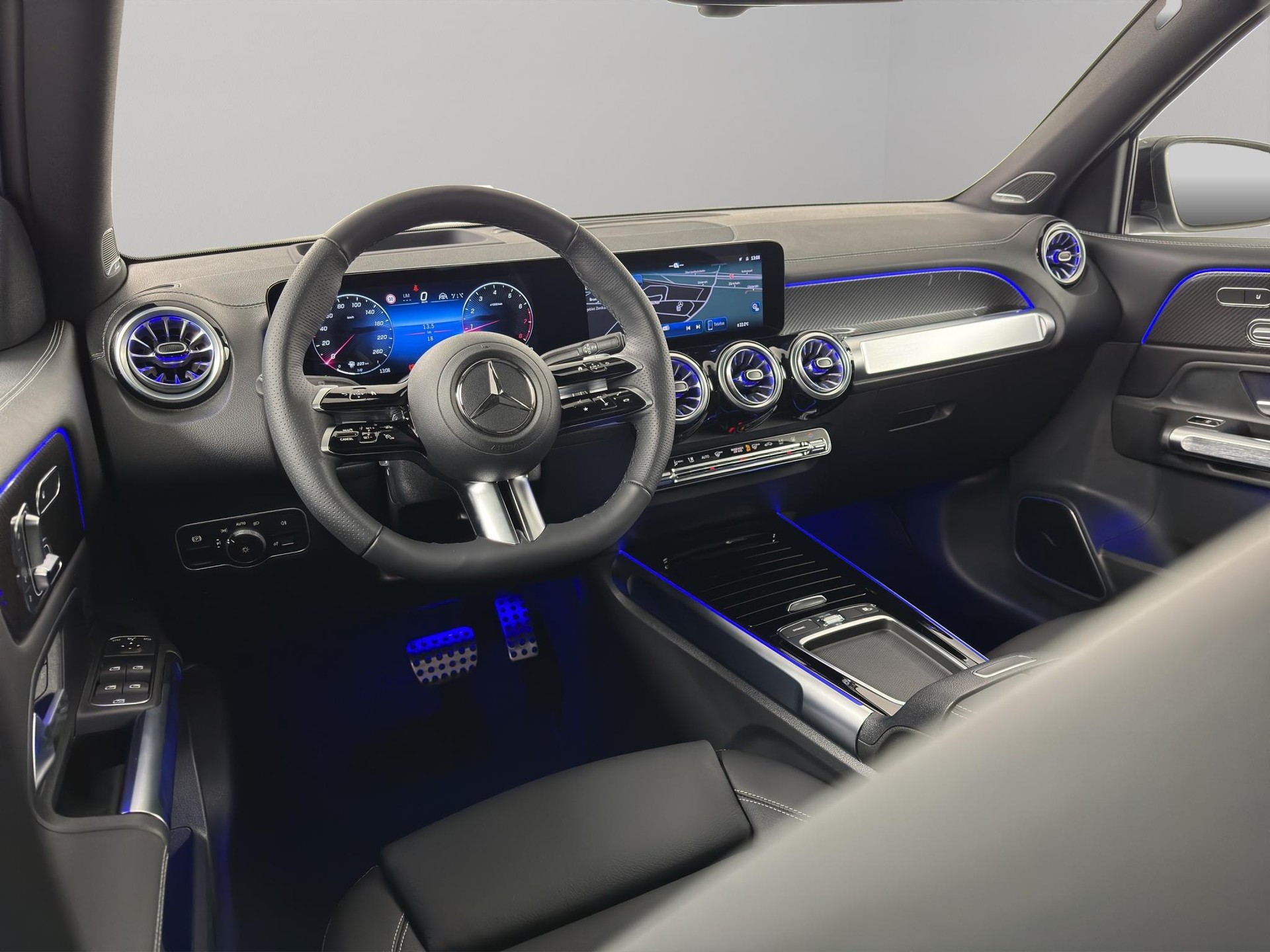 MERCEDES-BENZ GLB 220 AMG Line 4matic-image-9