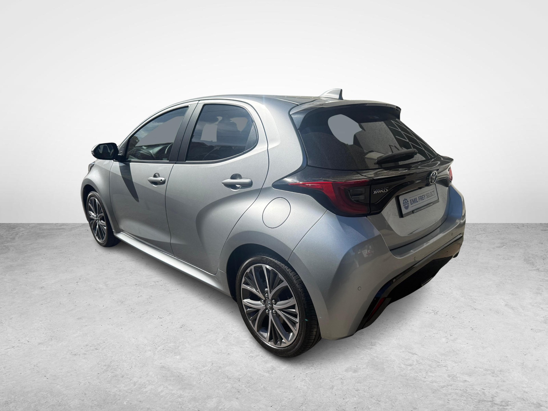 TOYOTA Yaris 1.5 VVT-i HSD Premium-showroom-element-2