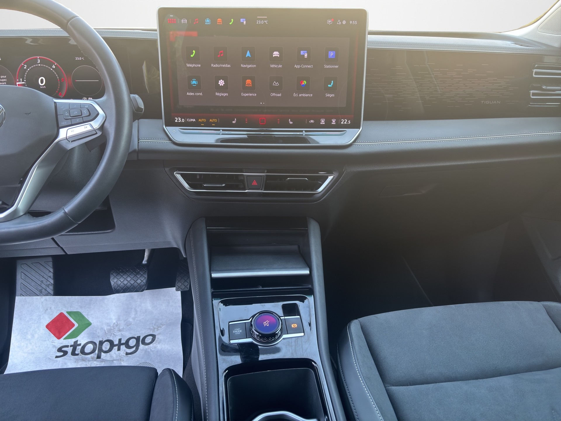 VW Tiguan 2.0 TDI SCR Elegance 4Motion DSG-image-12