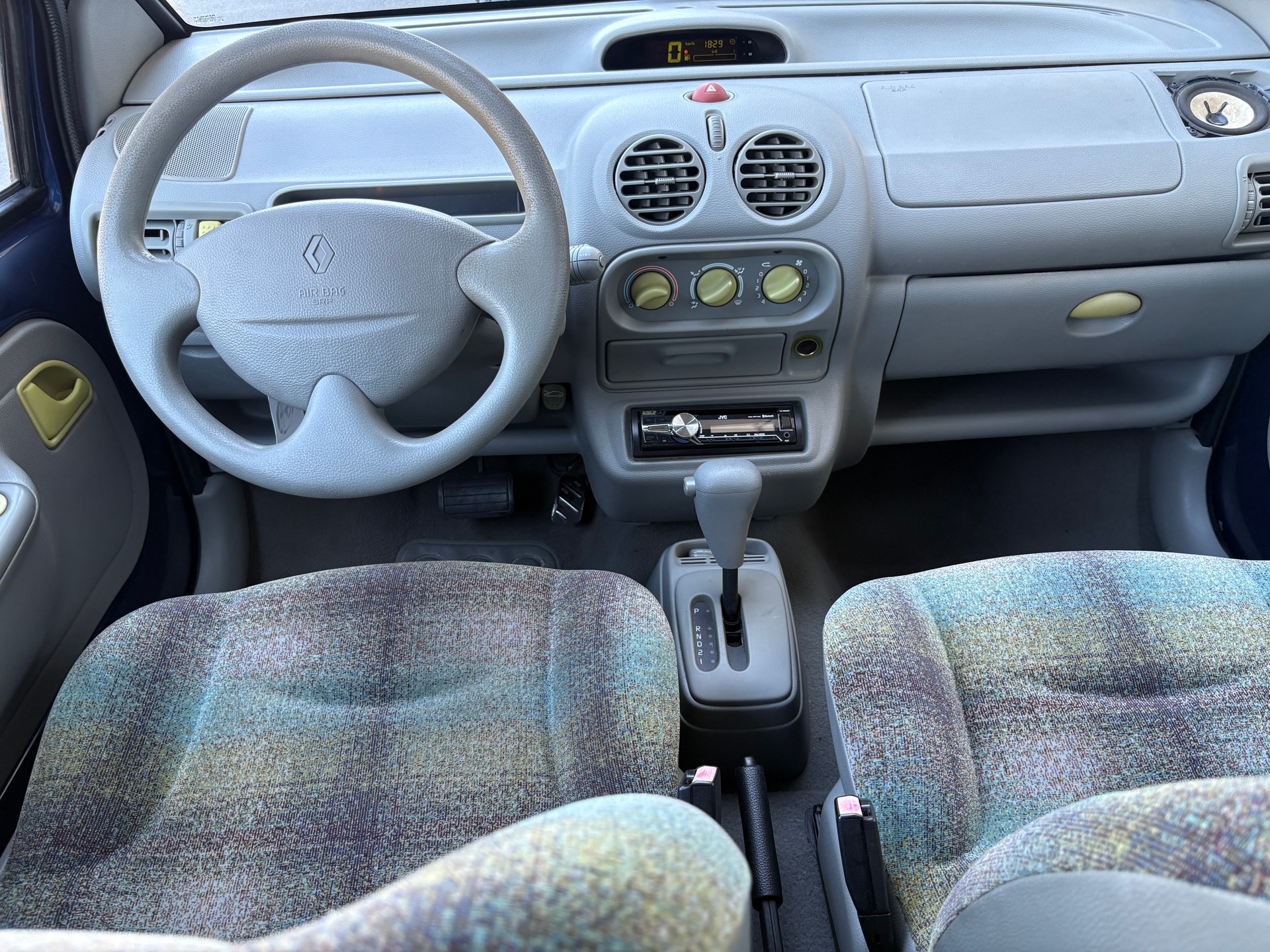 RENAULT Twingo 1.2 Matic-image-12