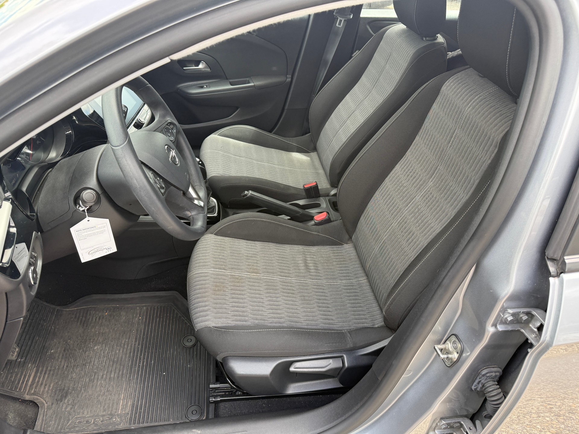 OPEL Corsa 1.2 TP Edition-image-6