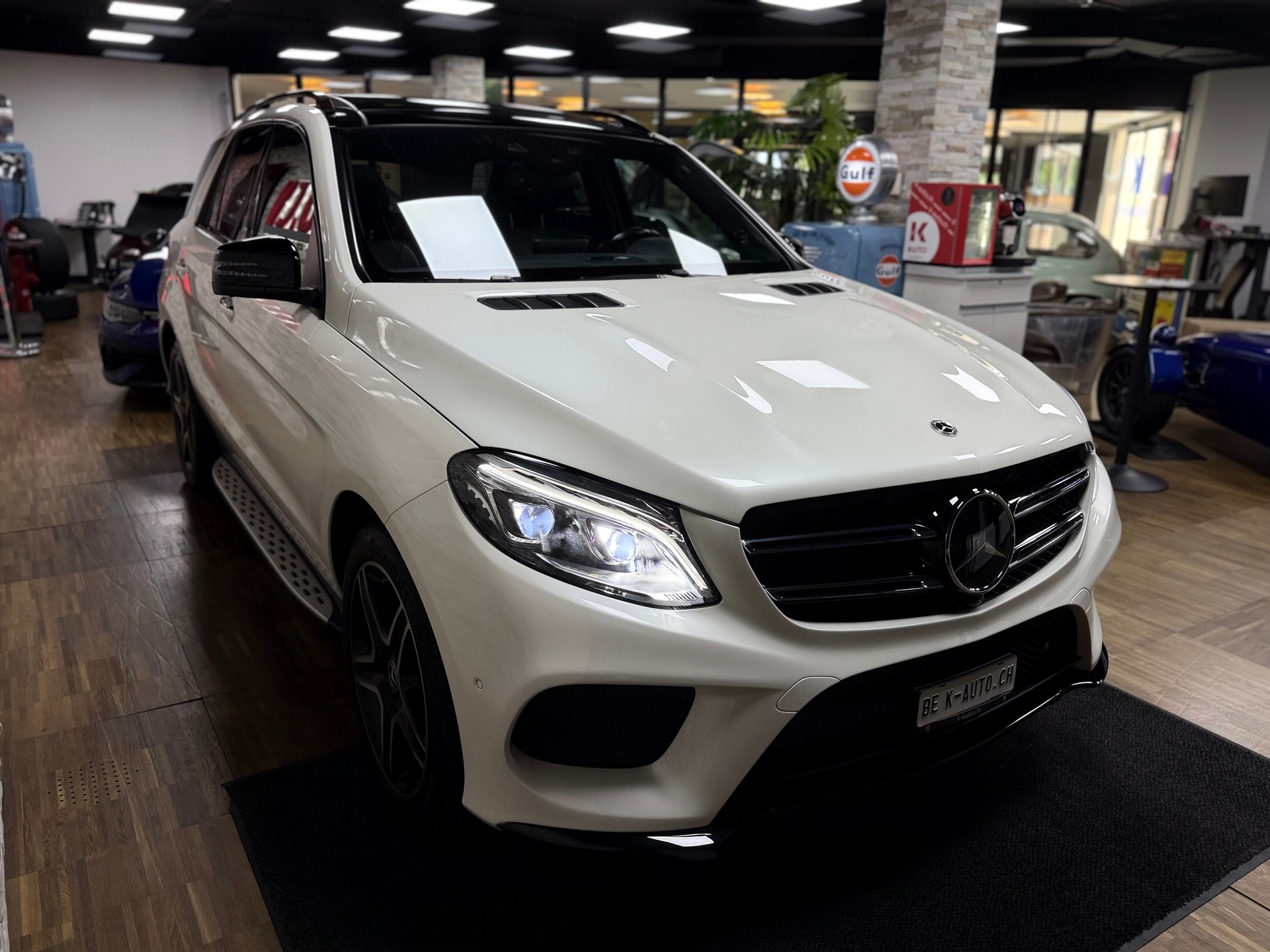 MERCEDES-BENZ GLE 350 d 4Matic 9G-Tronic-image-6