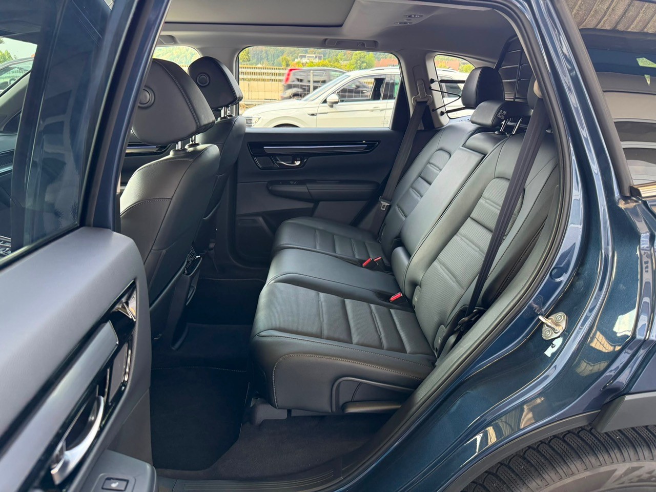 HONDA CR-V 2.0i MMD Hybrid Advance 4WD Automatic-image-10