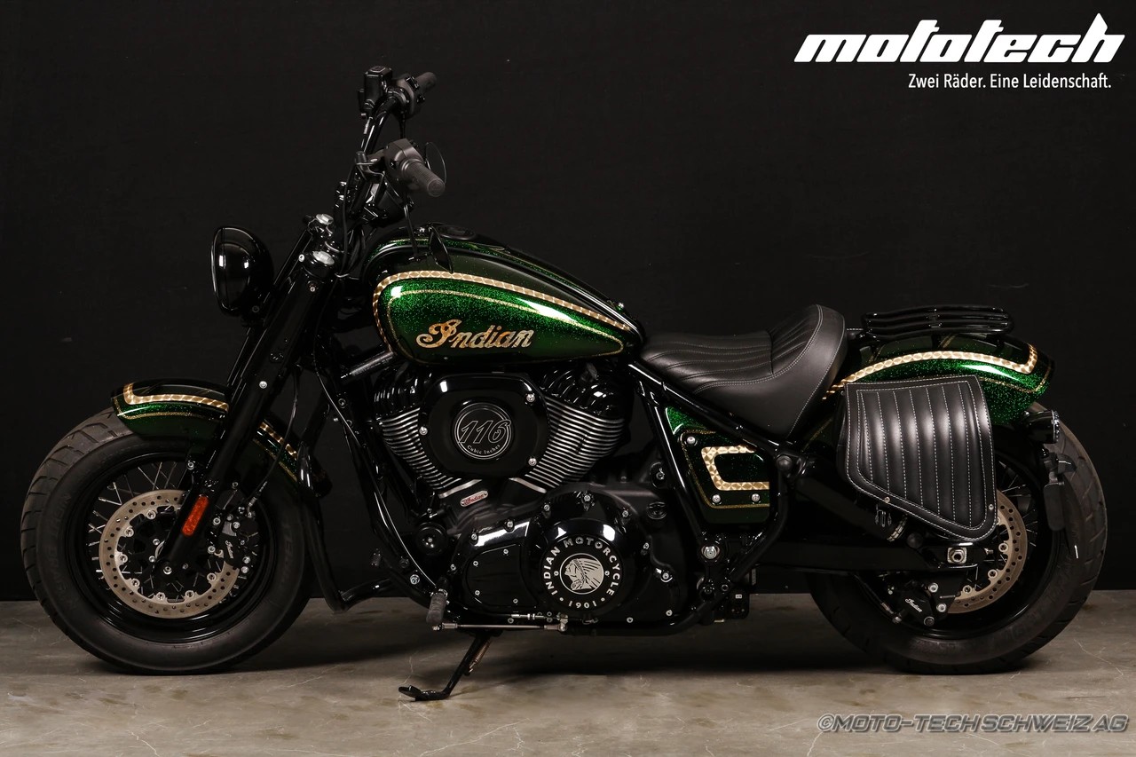 INDIAN Chief Bobber-showroom-element-3