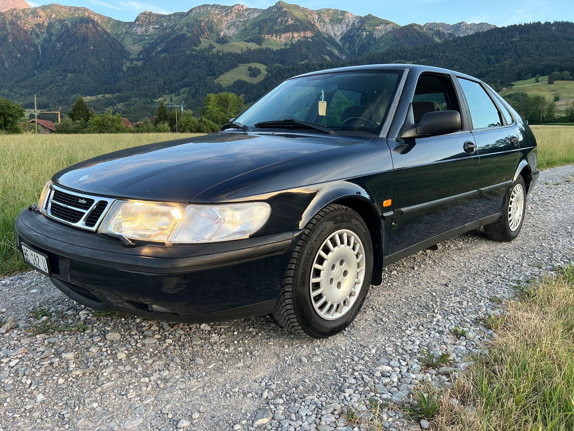 SAAB 900 2.0i-16
