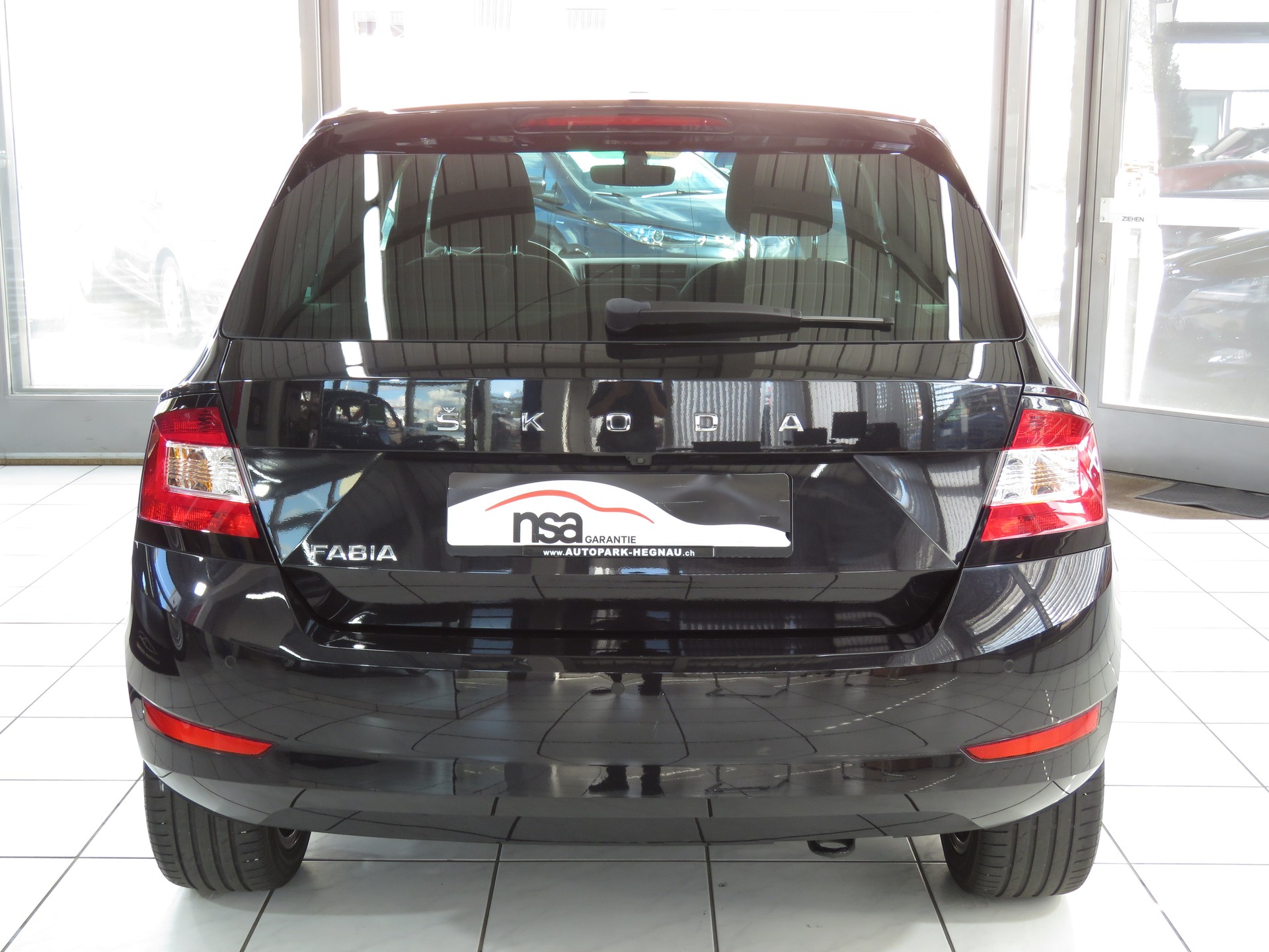 SKODA Fabia 1.0 TSI Drive DSG (Automat)-image-4