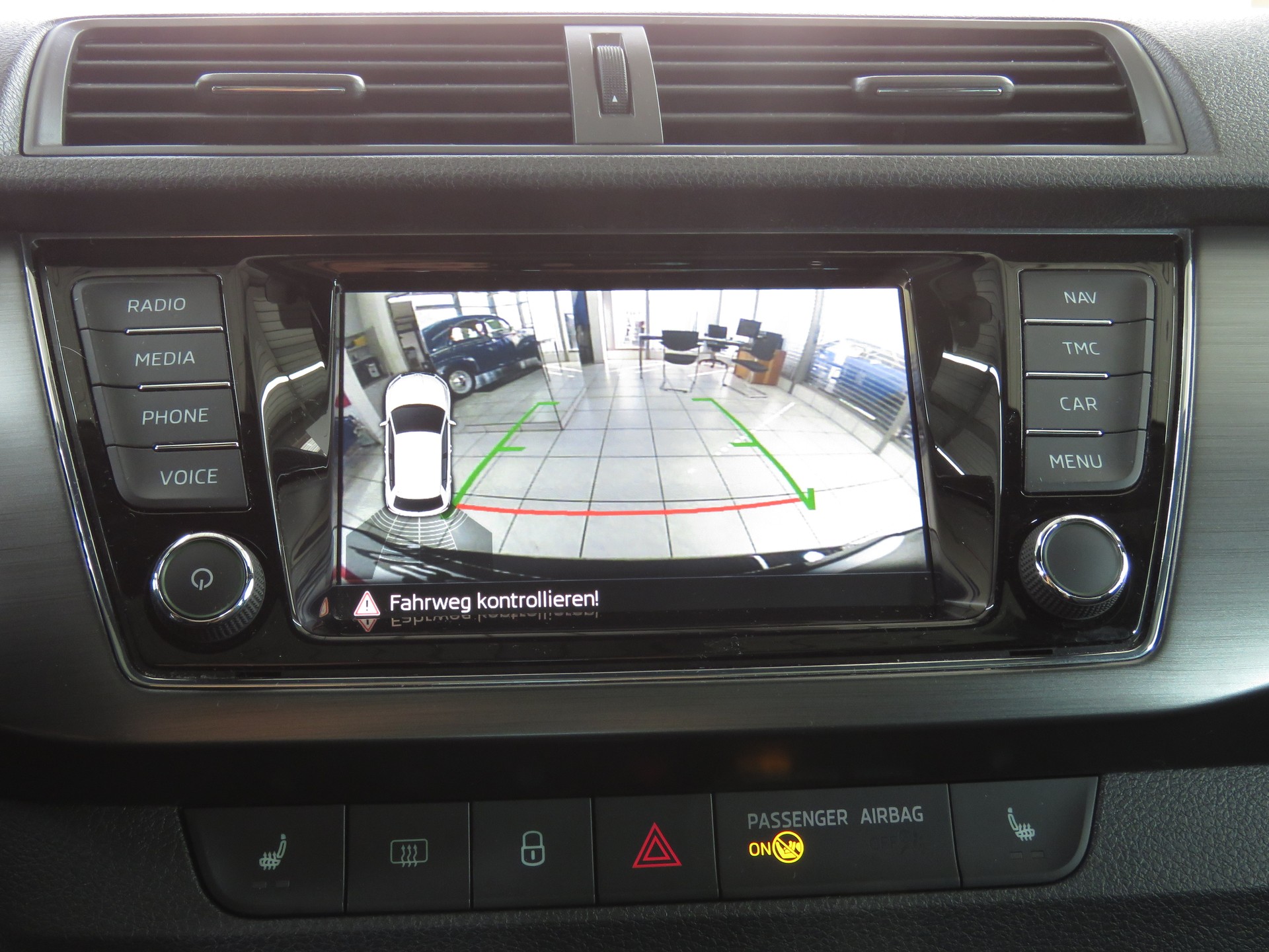 SKODA Fabia 1.0 TSI Drive DSG (Automat)-image-17