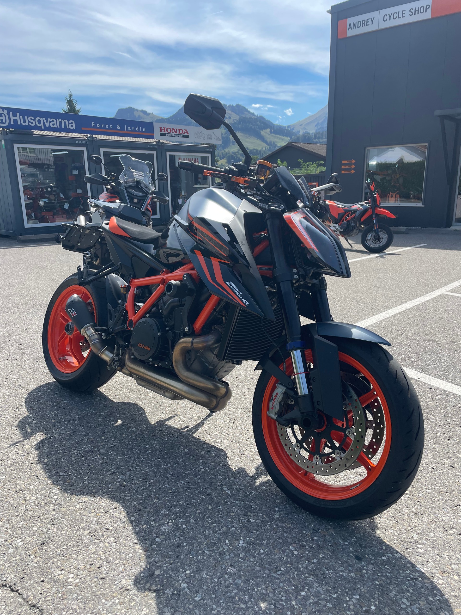 KTM 1290 Super Duke R EVO-image-0